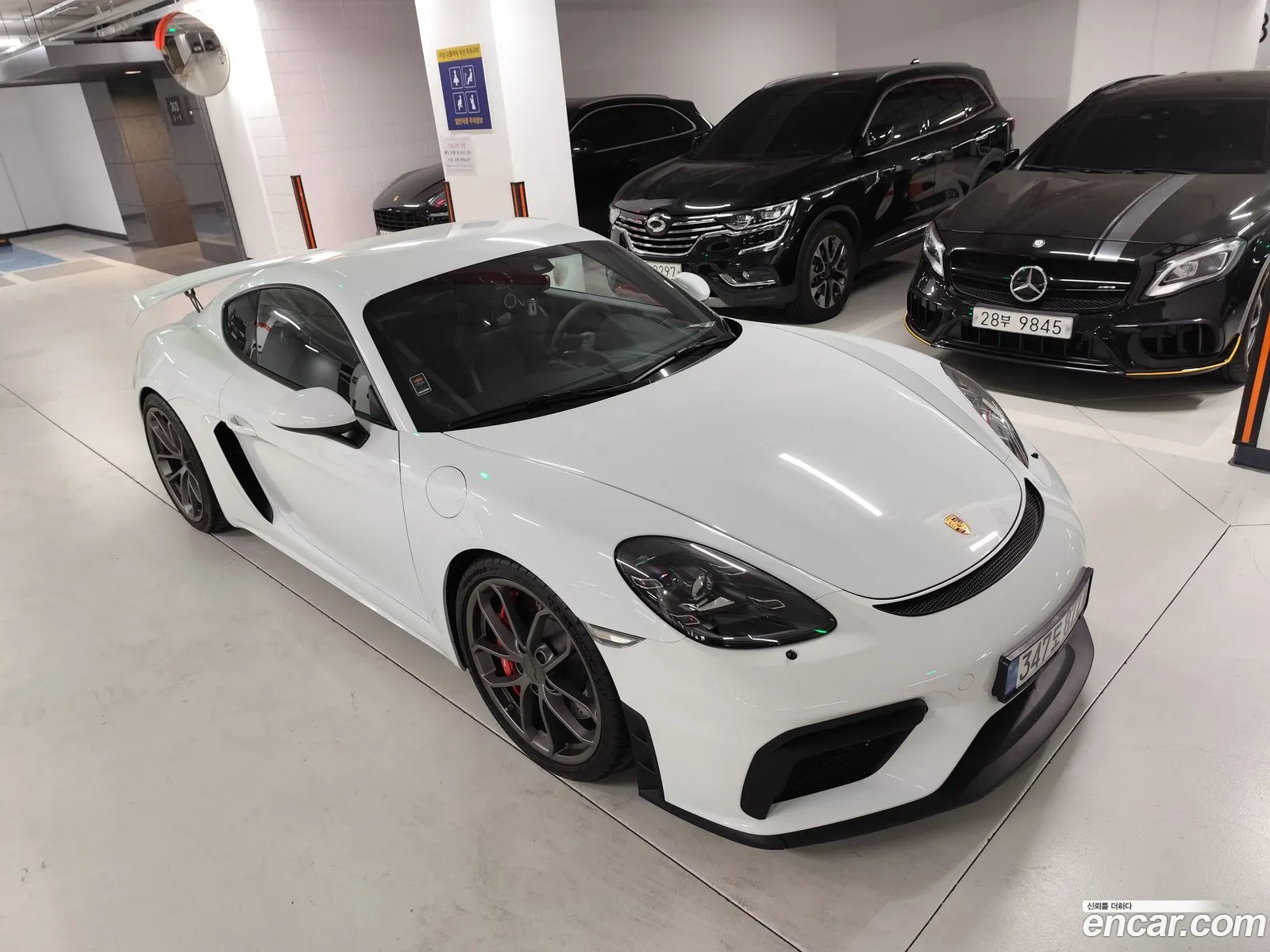Porsche 718 Cayman 2020 — 19