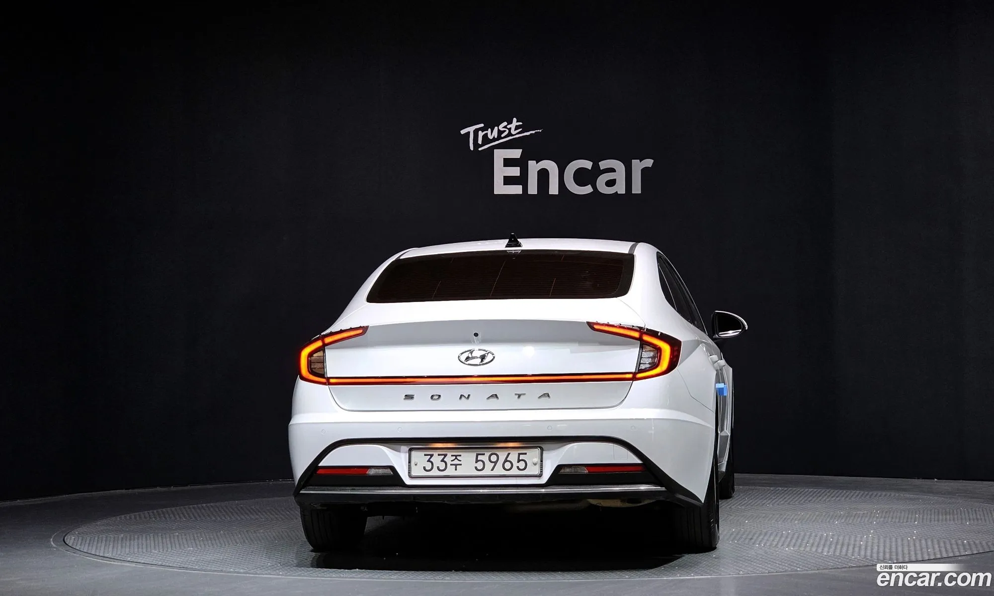 Hyundai Sonata 2019 — 28