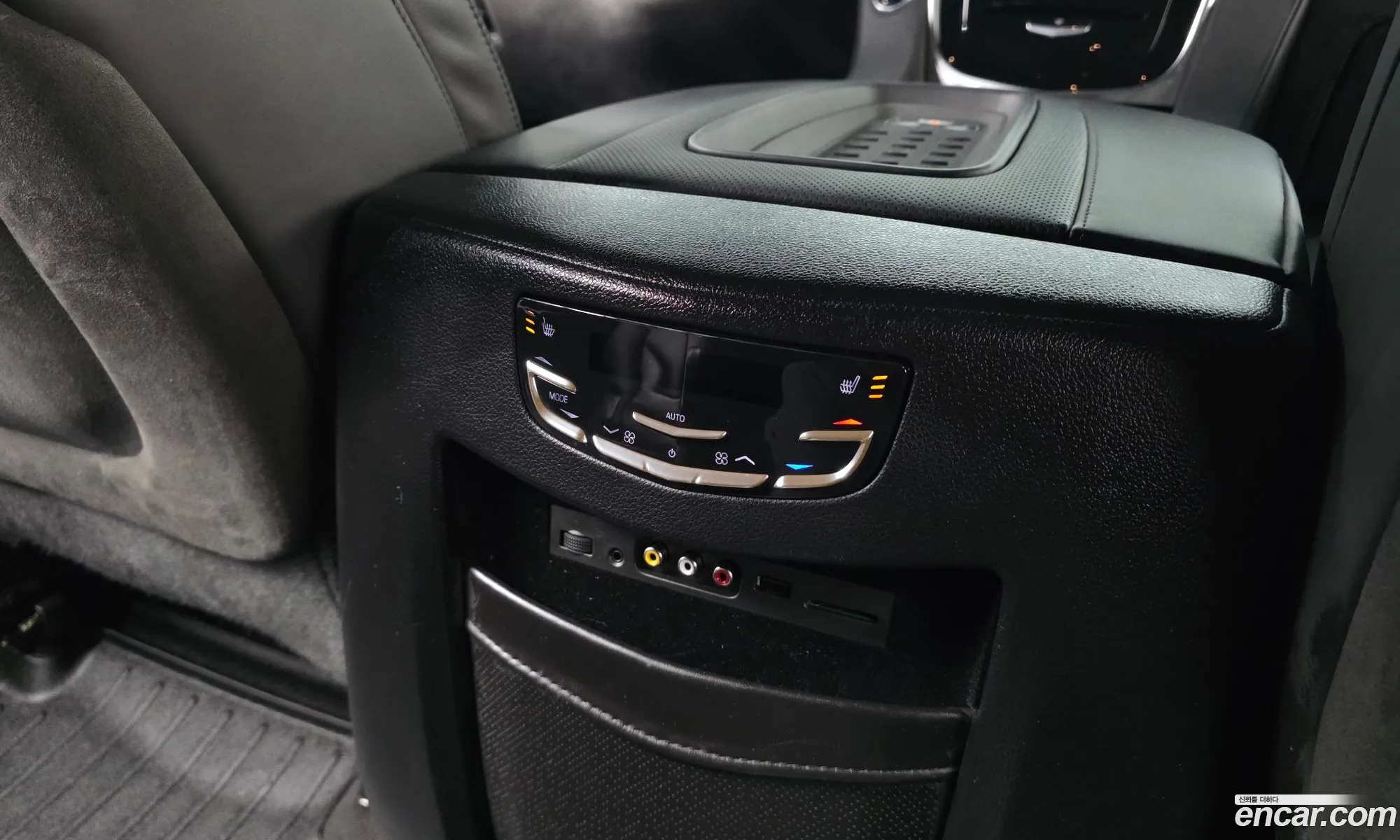 Cadillac Escalade 2016 1GYS48KJ0GR327807 — 7