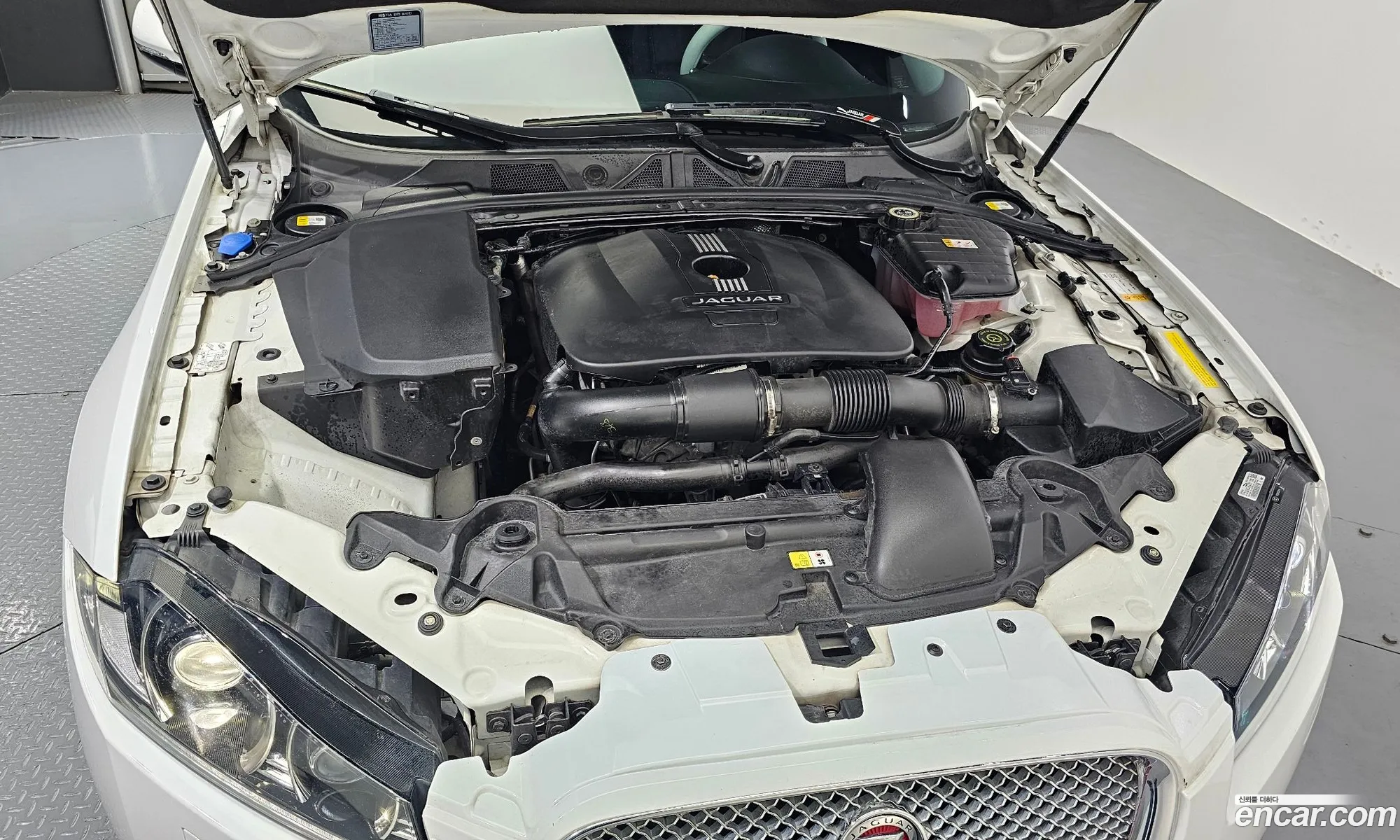 Jaguar XF 2014 — 20