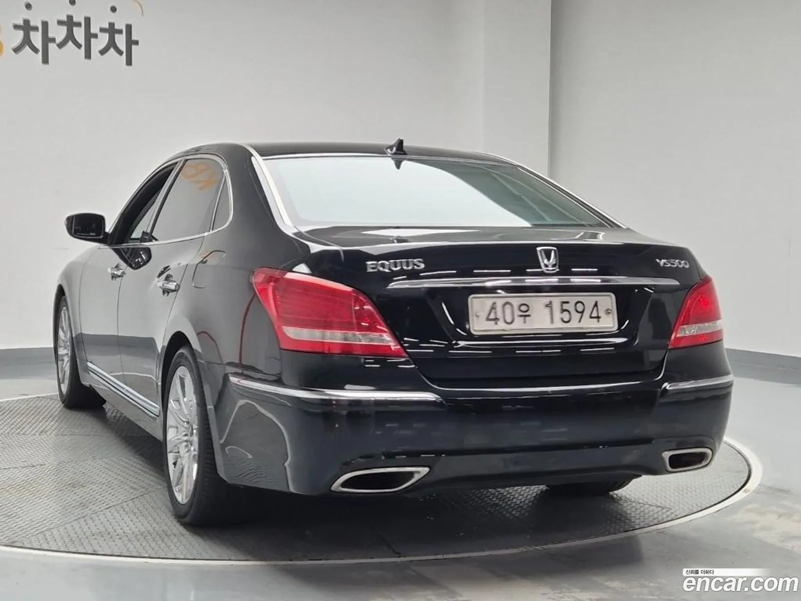 Hyundai Equus 2011 — 18