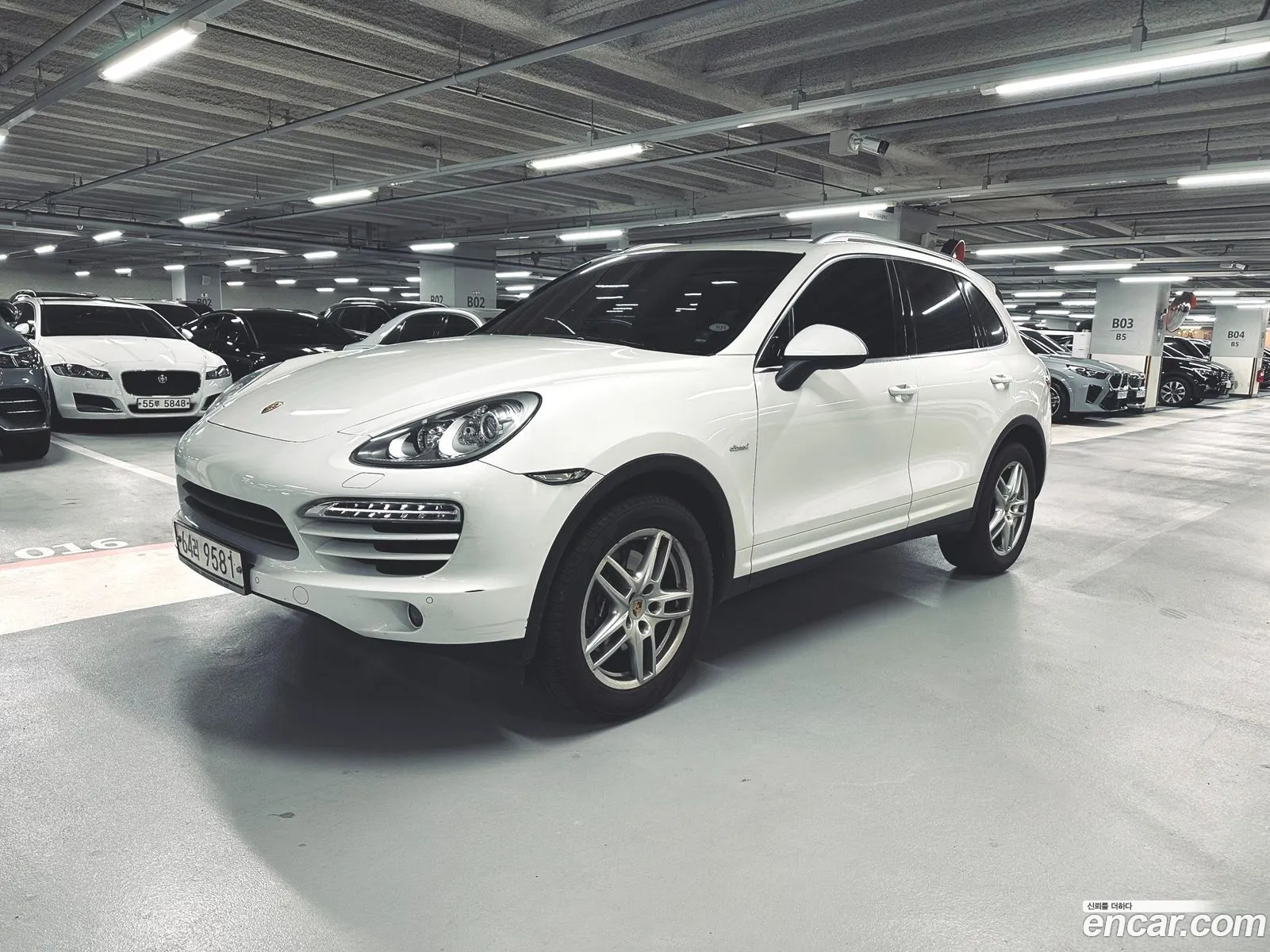 Porsche Cayenne 2013 — 17