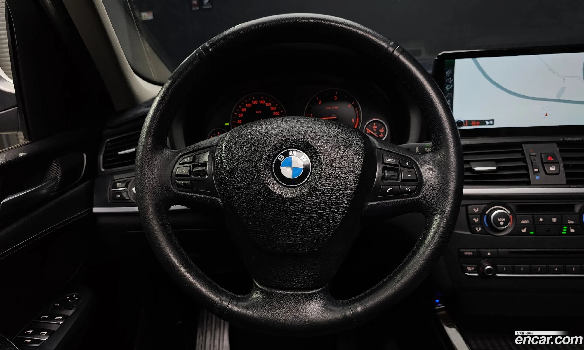 BMW X3 2011 — 18