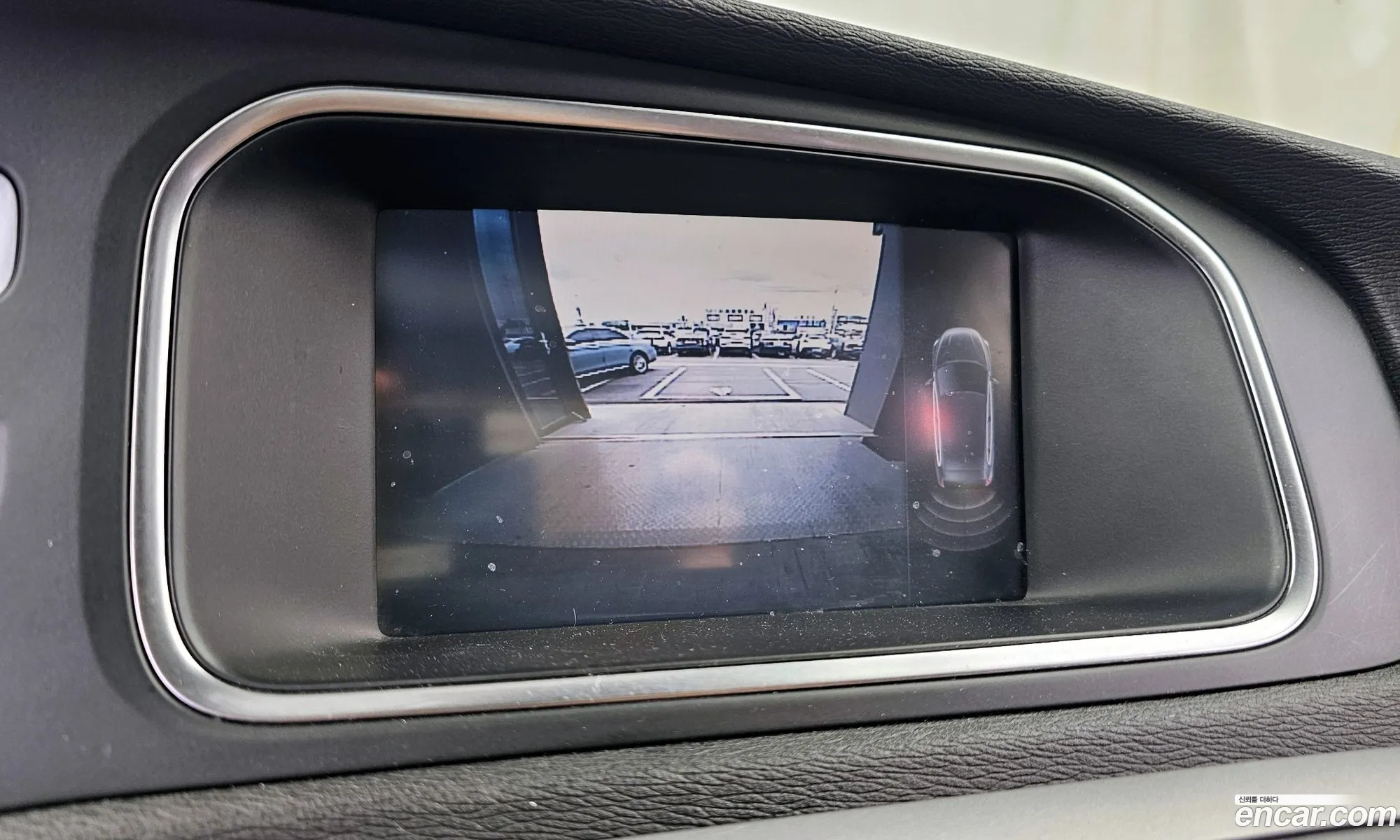 Volvo V40 2014 — 18