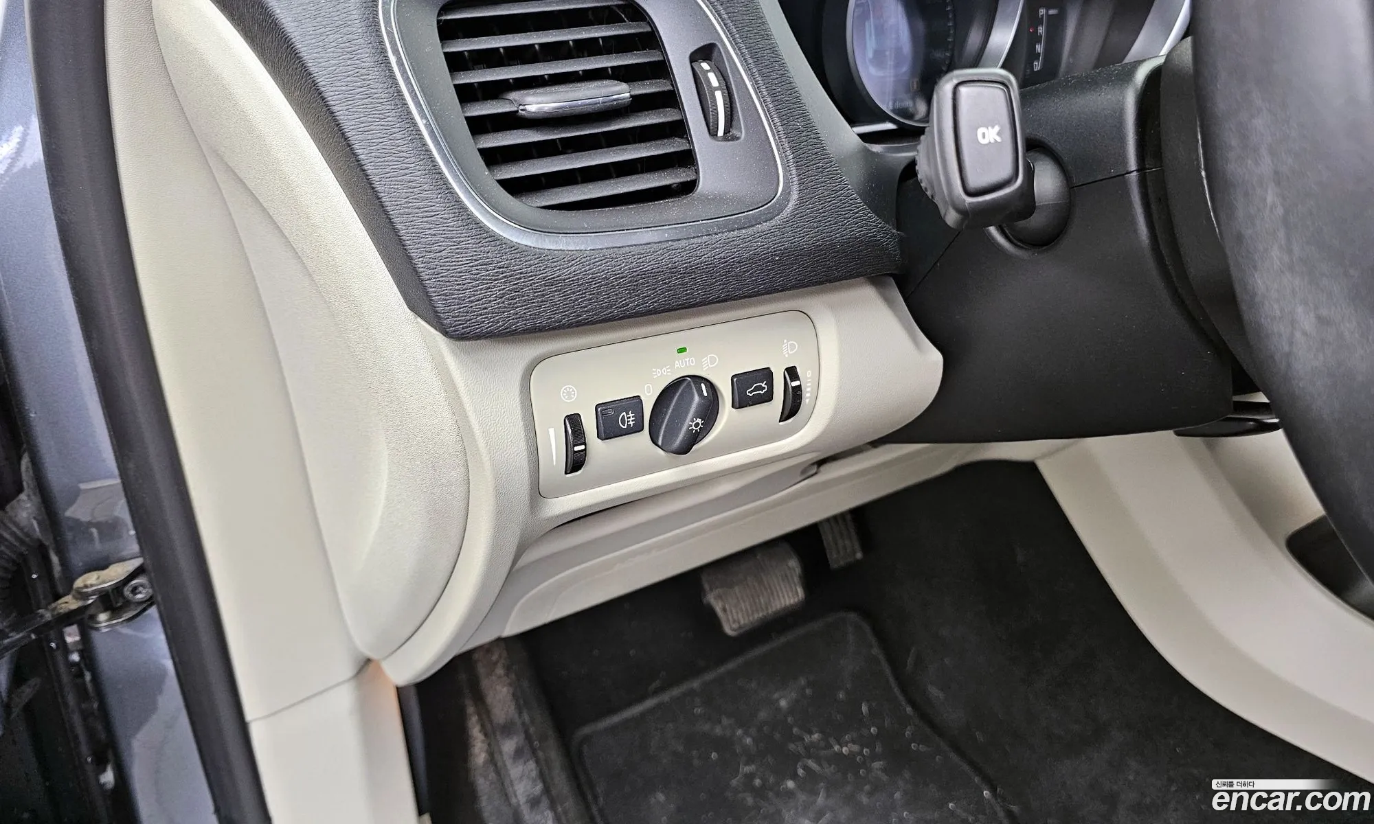 Volvo V40 2014 — 4
