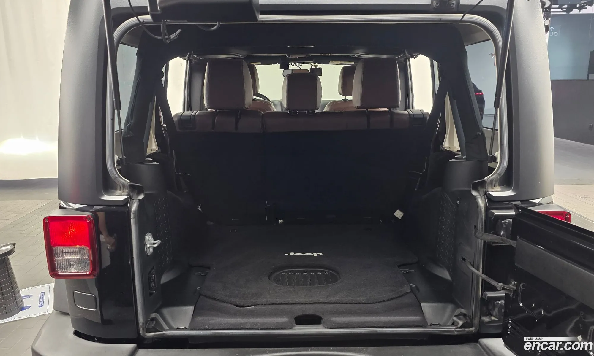 Jeep Wrangler 2016 1C4HJWFG3GL336600 — 15