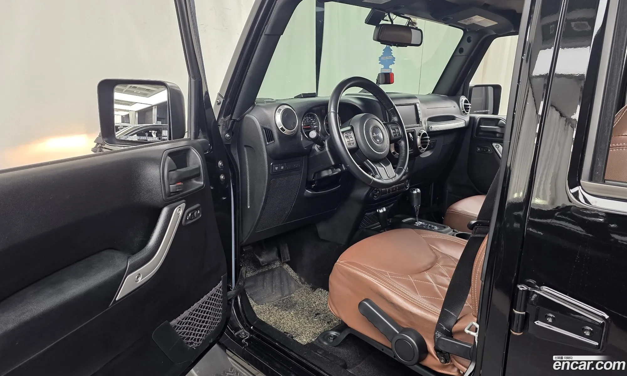 Jeep Wrangler 2016 1C4HJWFG3GL336600 — 17