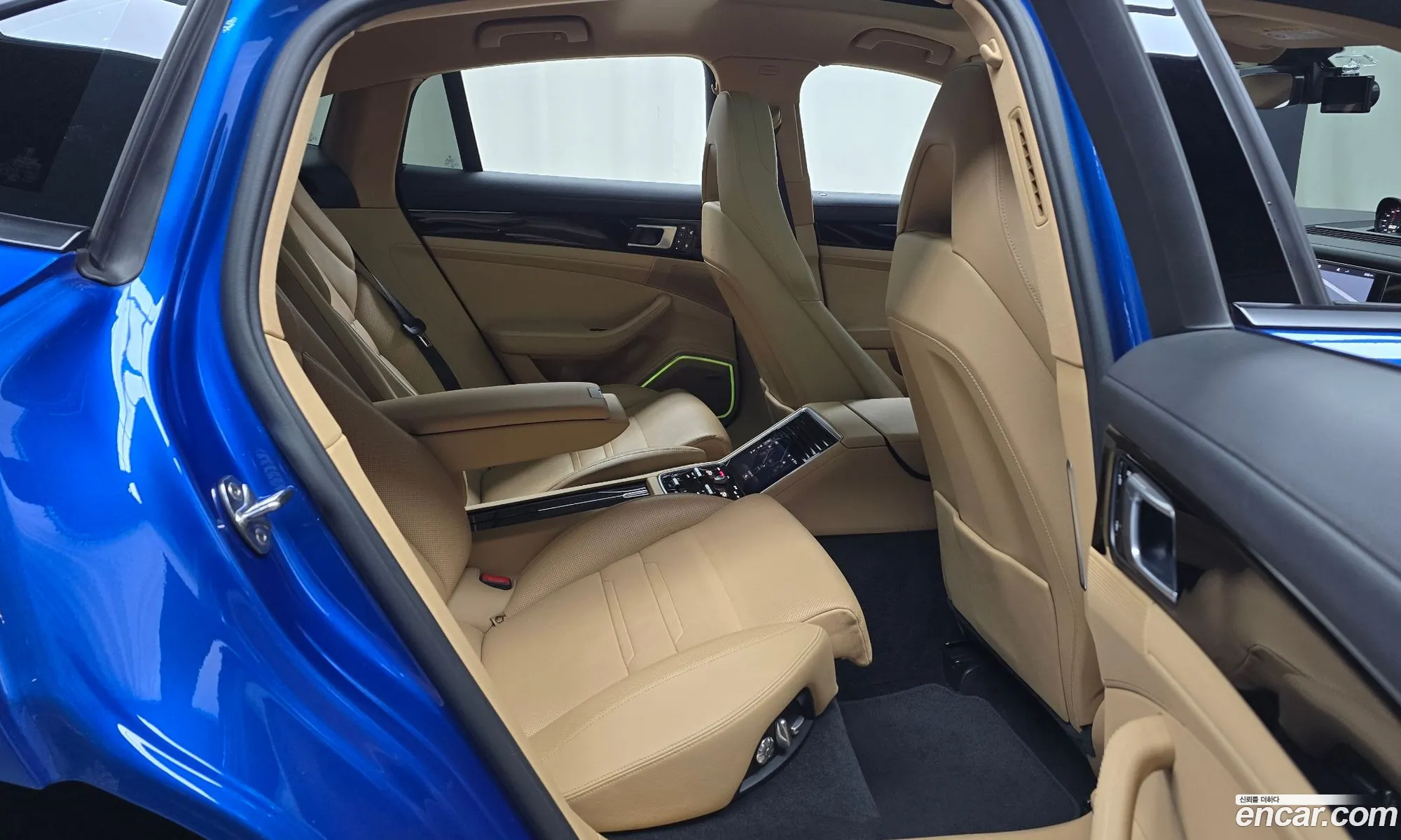 Porsche Panamera 2018 WP0AA2978JL118522 — 18