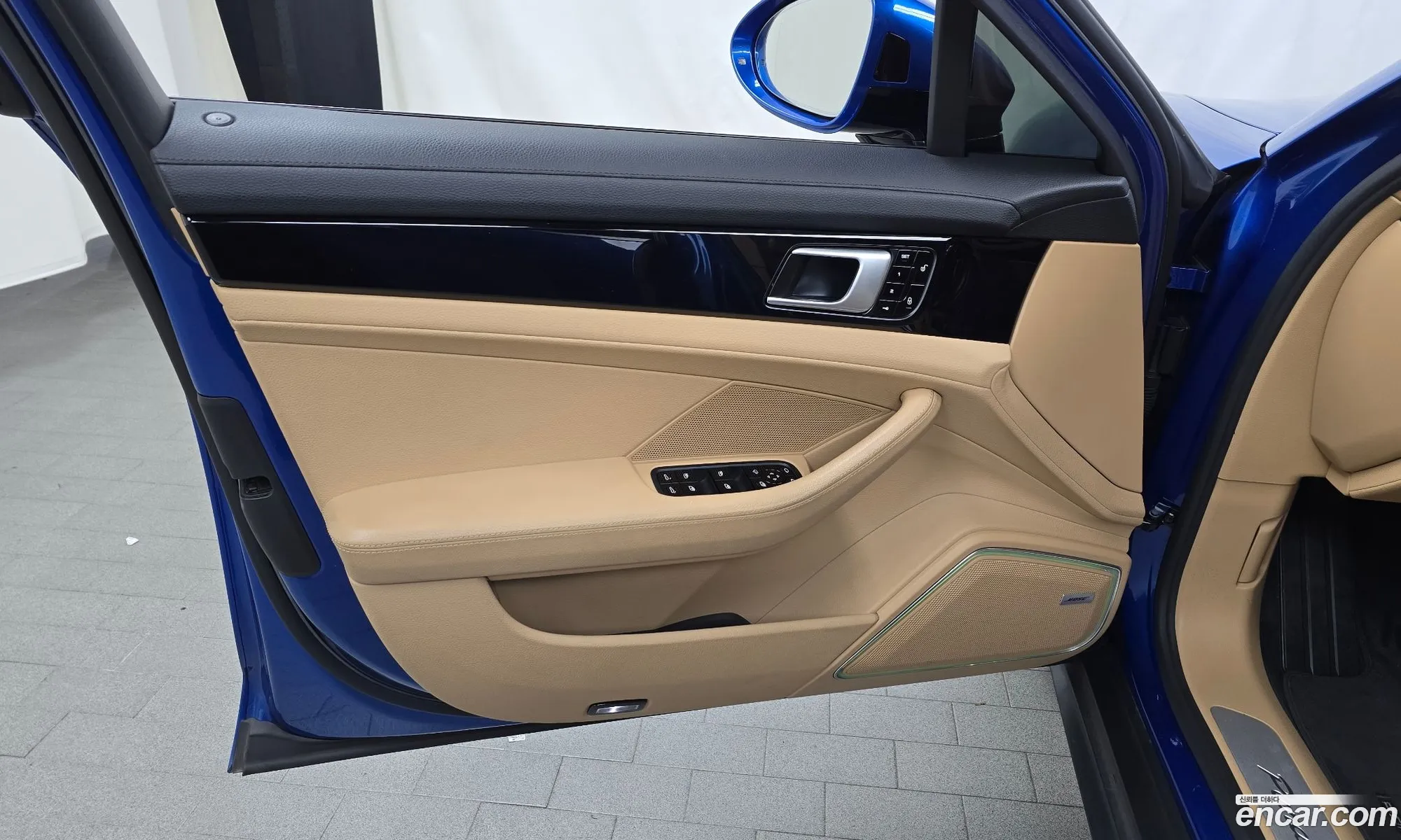 Porsche Panamera 2018 WP0AA2978JL118522 — 8
