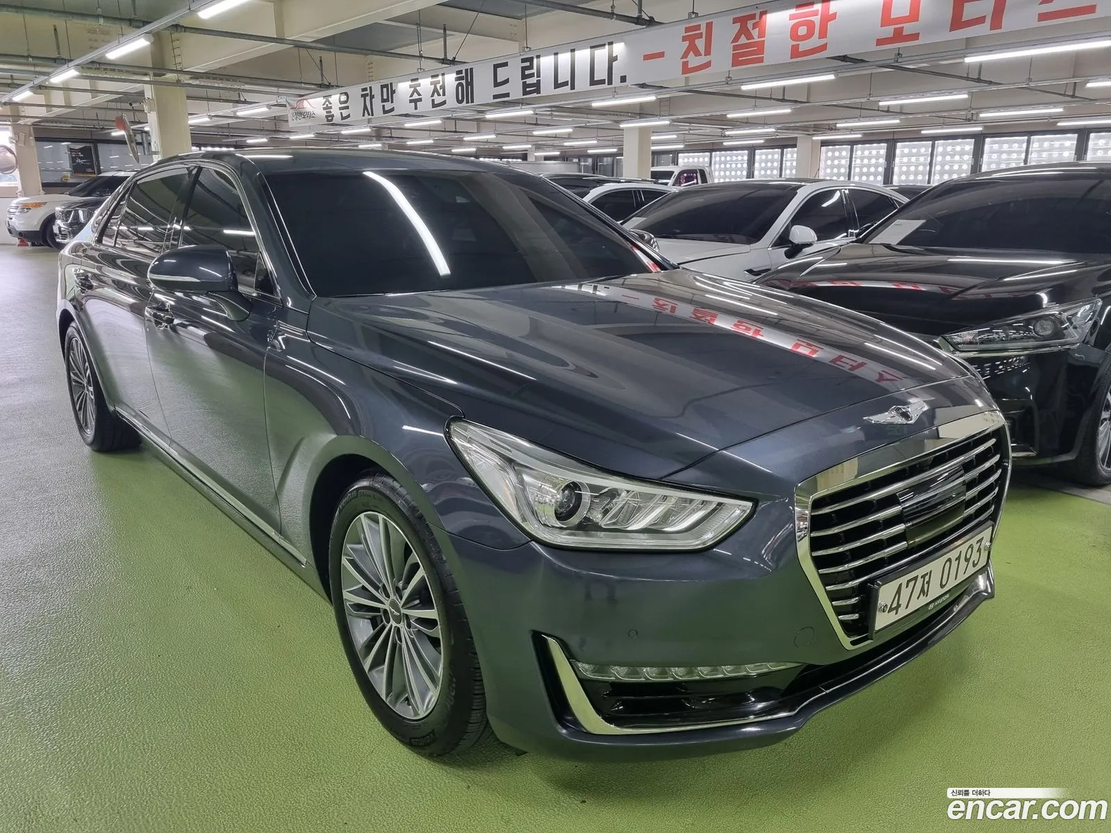Genesis EQ900 2016 — 19