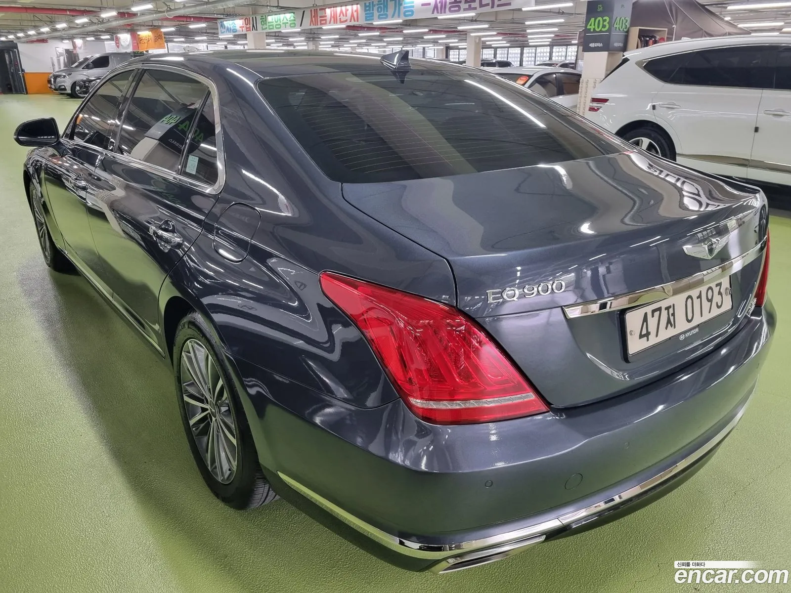 Genesis EQ900 2016 — 13