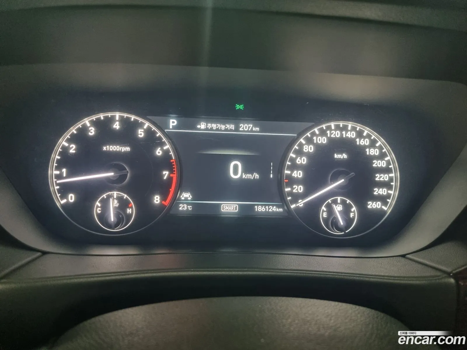 Genesis EQ900 2016 — 9