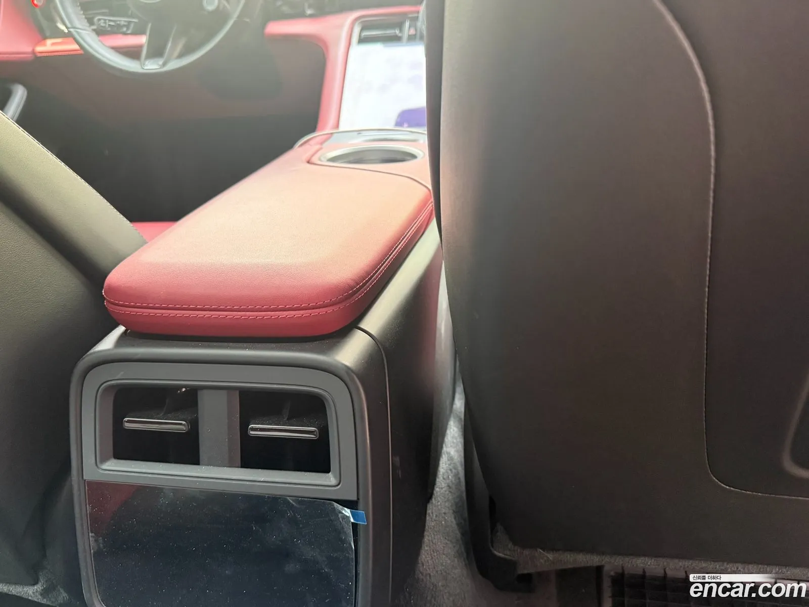 Porsche Taycan 2025 — 10