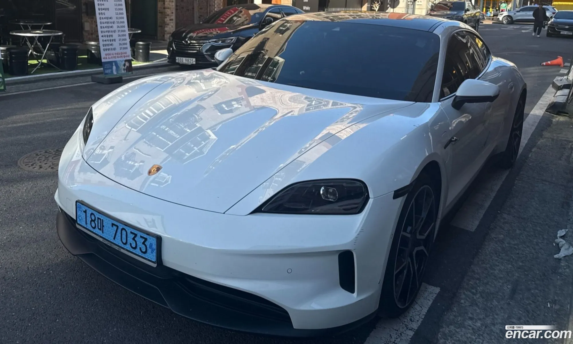 Porsche Taycan 2025 — 16