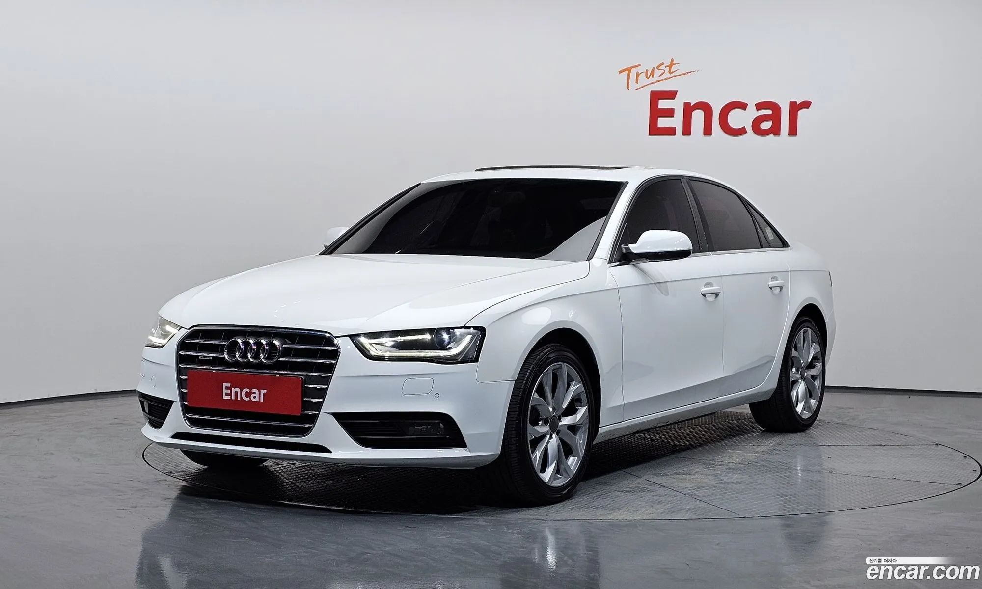 Audi A4 2012 — 2