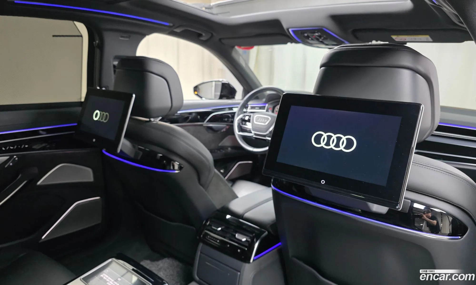 Audi A8 2021 WAUZZZF89MN011843 — 4