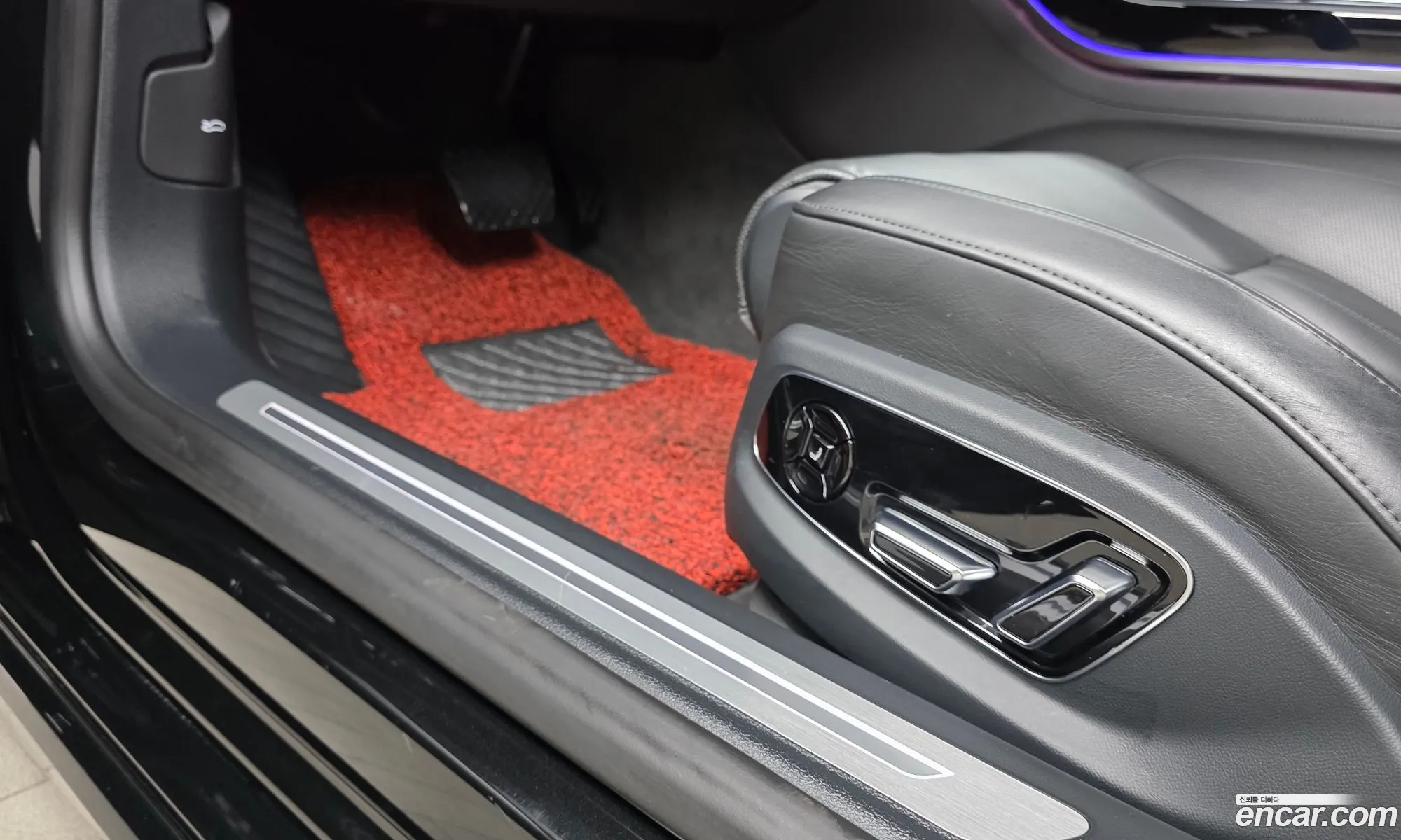 Audi A8 2021 WAUZZZF89MN011843 — 21