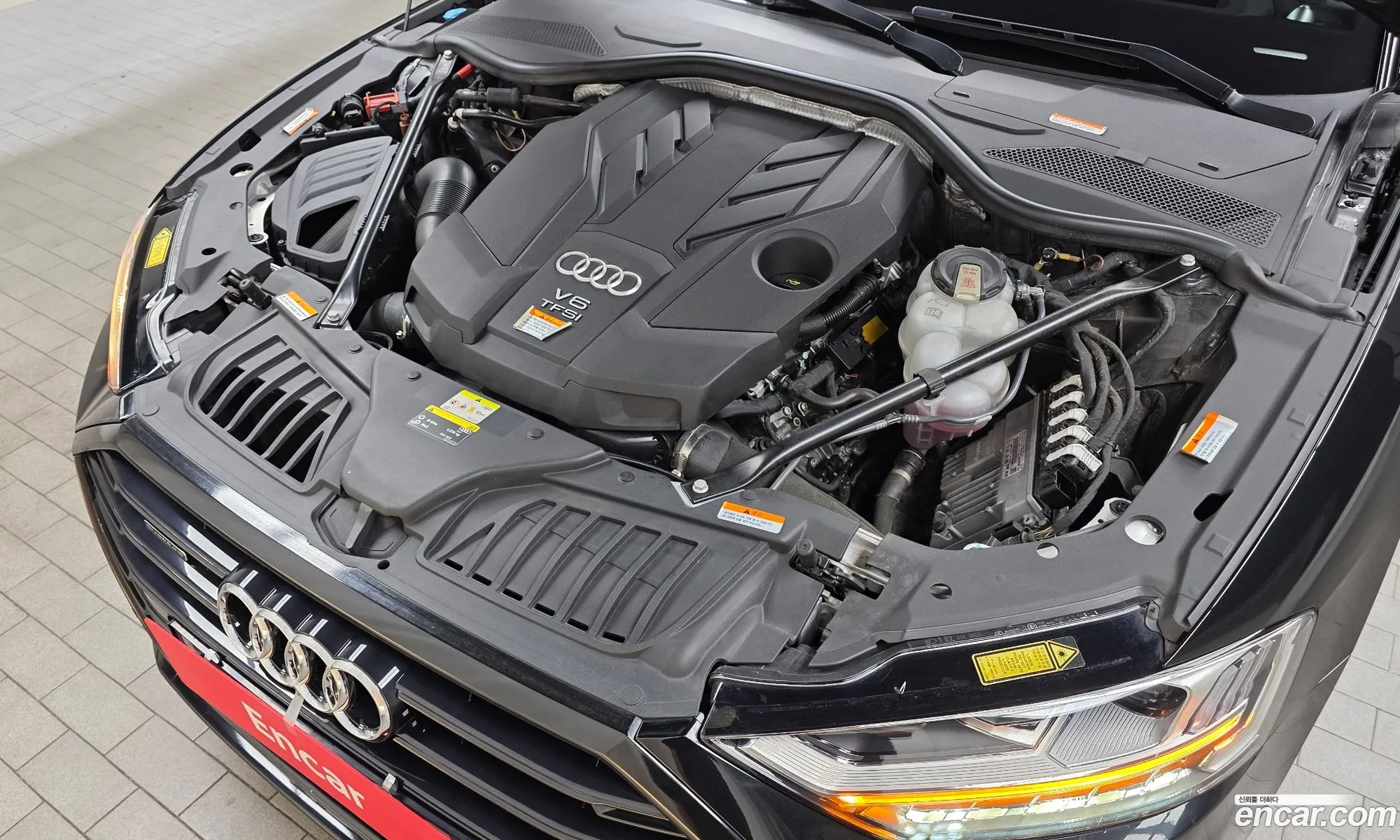 Audi A8 2021 WAUZZZF89MN011843 — 10