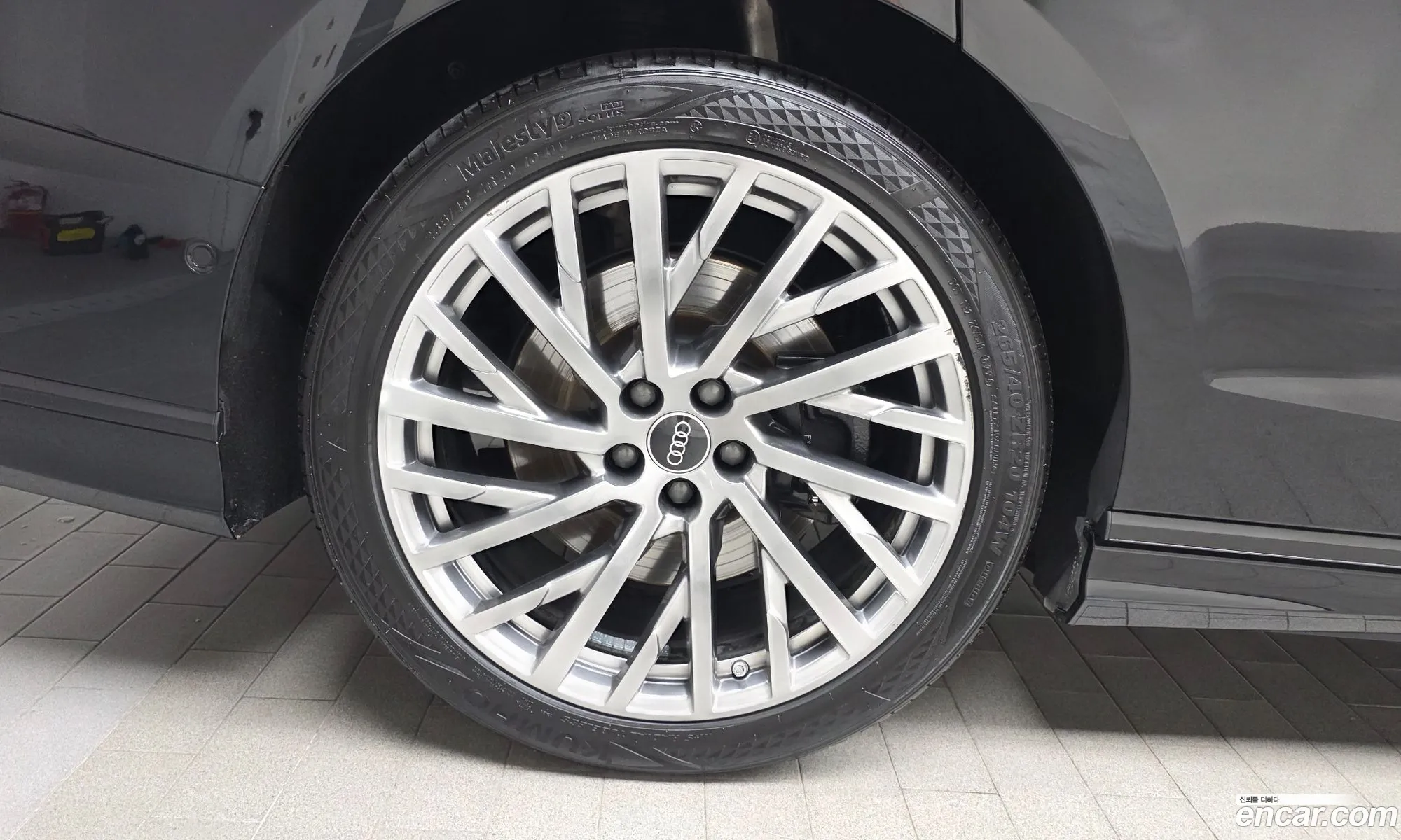 Audi A8 2021 WAUZZZF89MN011843 — 34