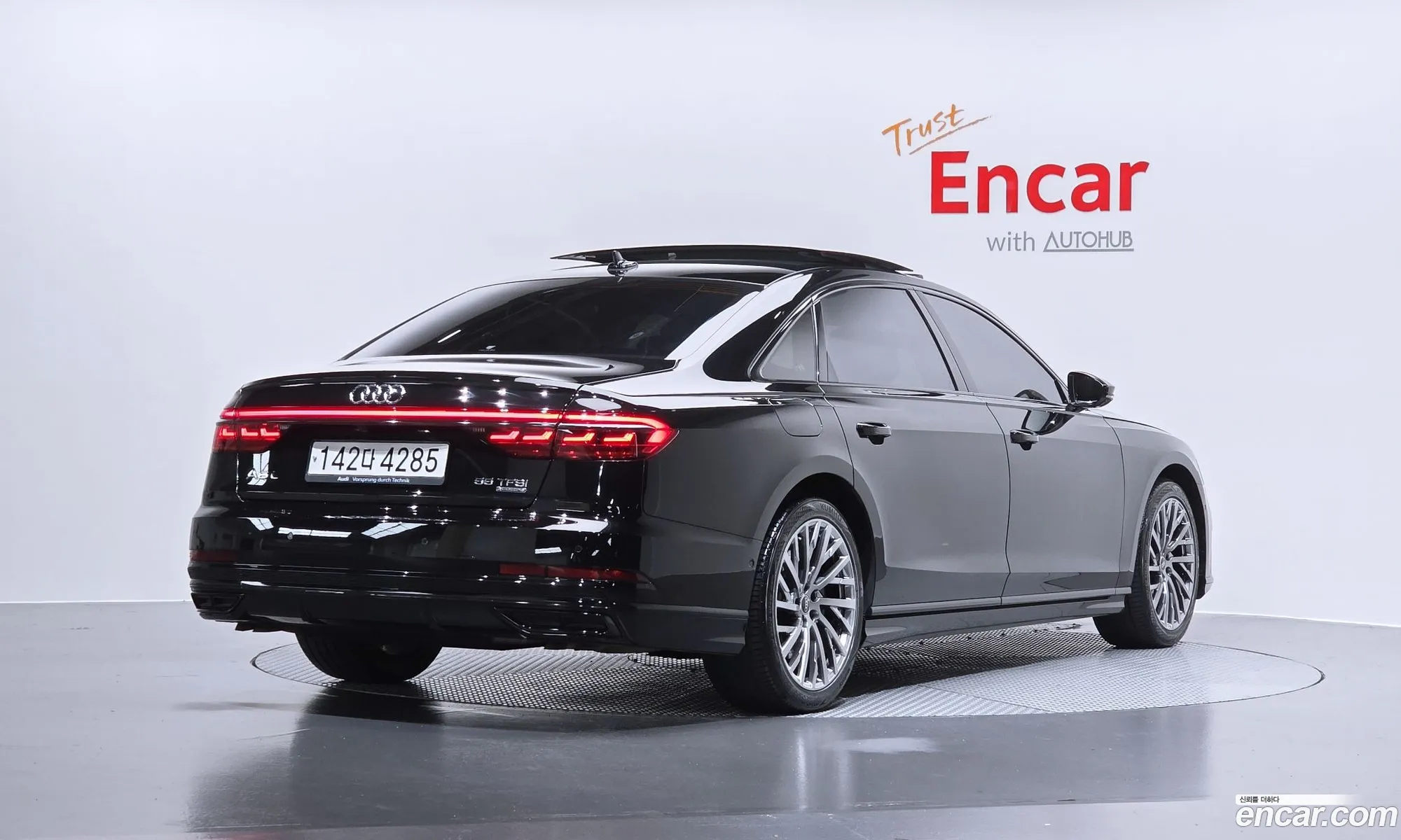 Audi A8 2021 WAUZZZF89MN011843 — 18