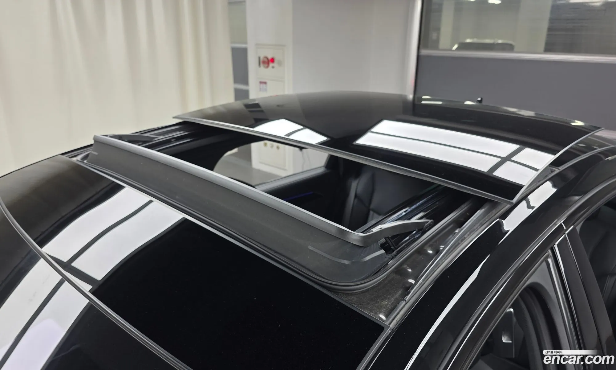 Audi A8 2021 WAUZZZF89MN011843 — 12