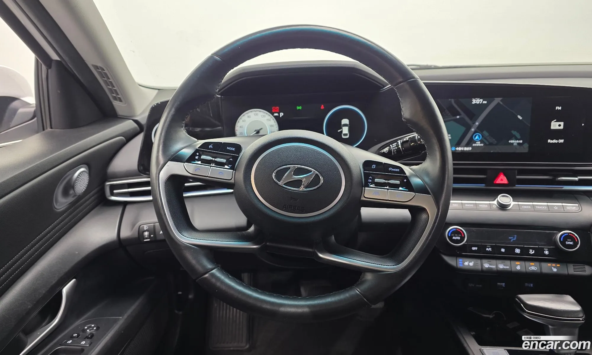 Hyundai Elantra 2021 — 14