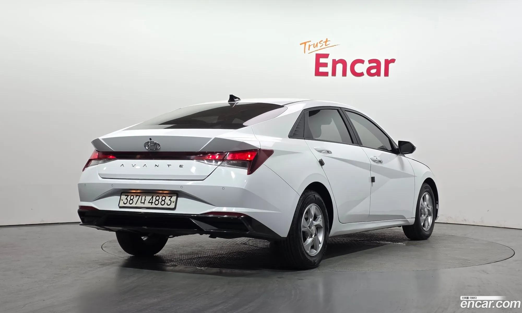 Hyundai Elantra 2021 — 4