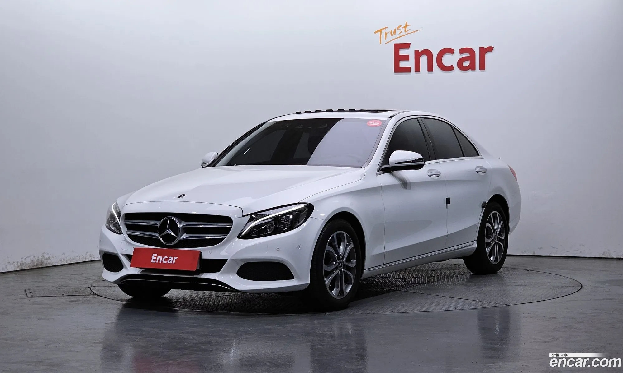 Mercedes-Benz C-Class W205 2017 WDDWF4CB7JF623973 — 14