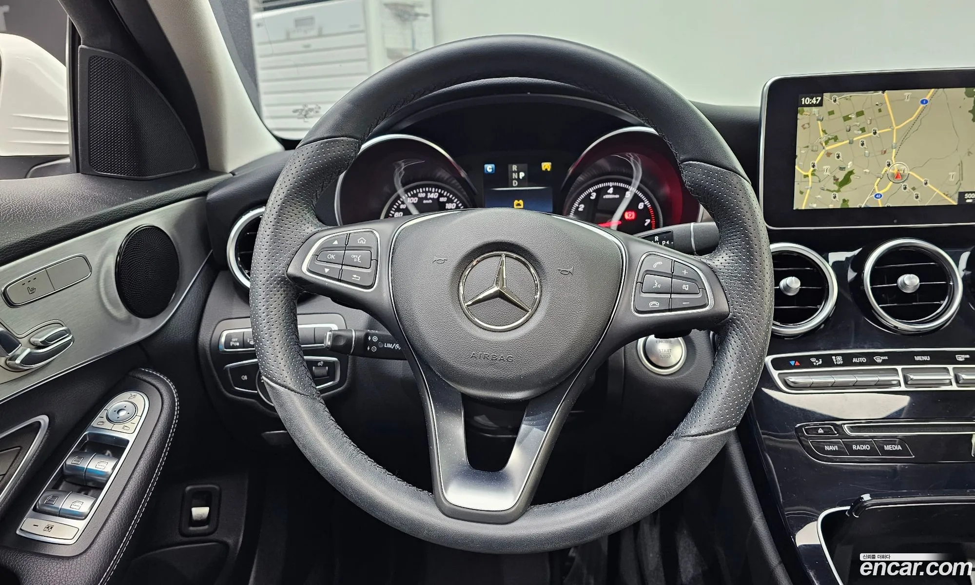 Mercedes-Benz C-Class W205 2017 WDDWF4CB7JF623973 — 12