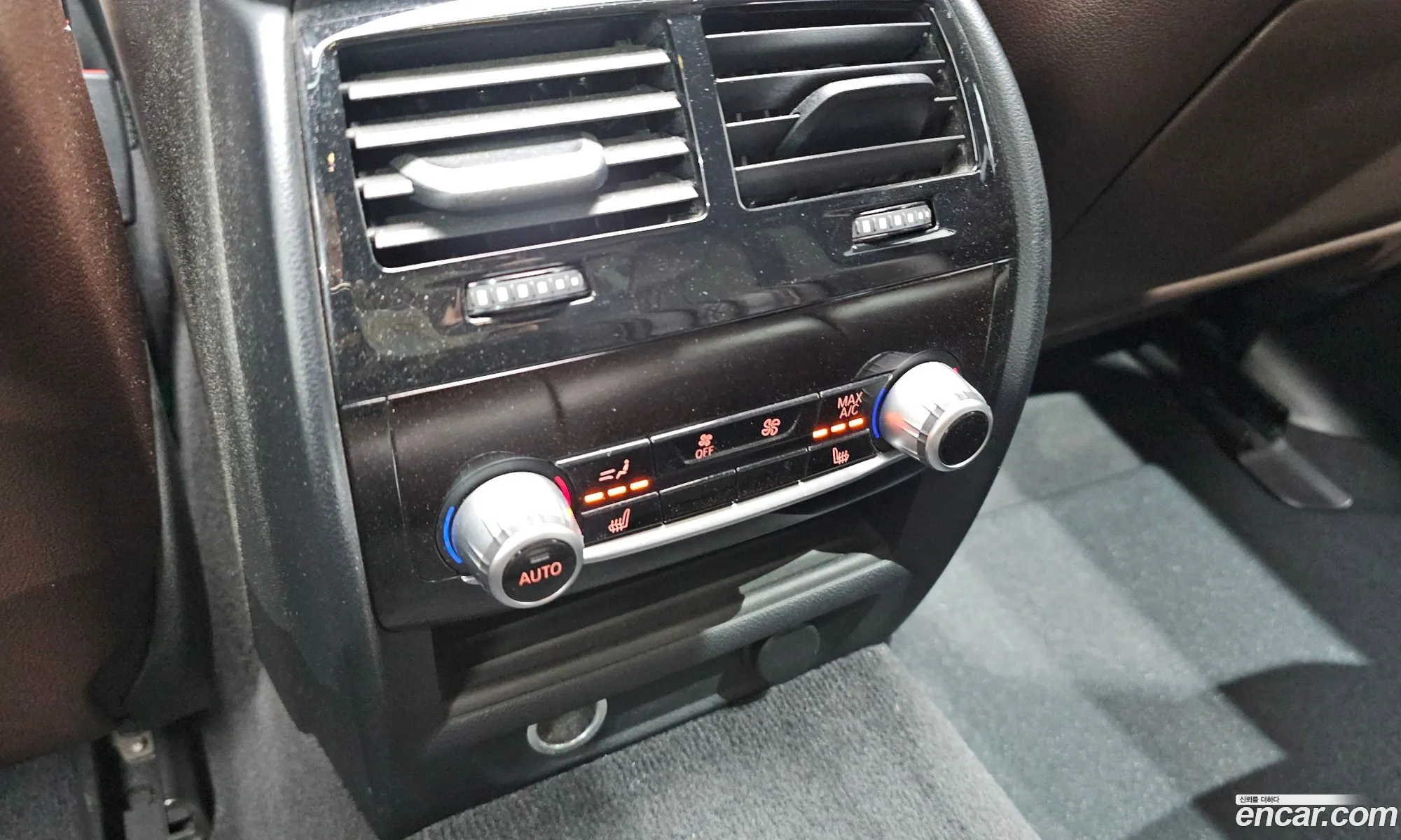 BMW 5 Series 2017 WBAJD9103JWC11428 — 14