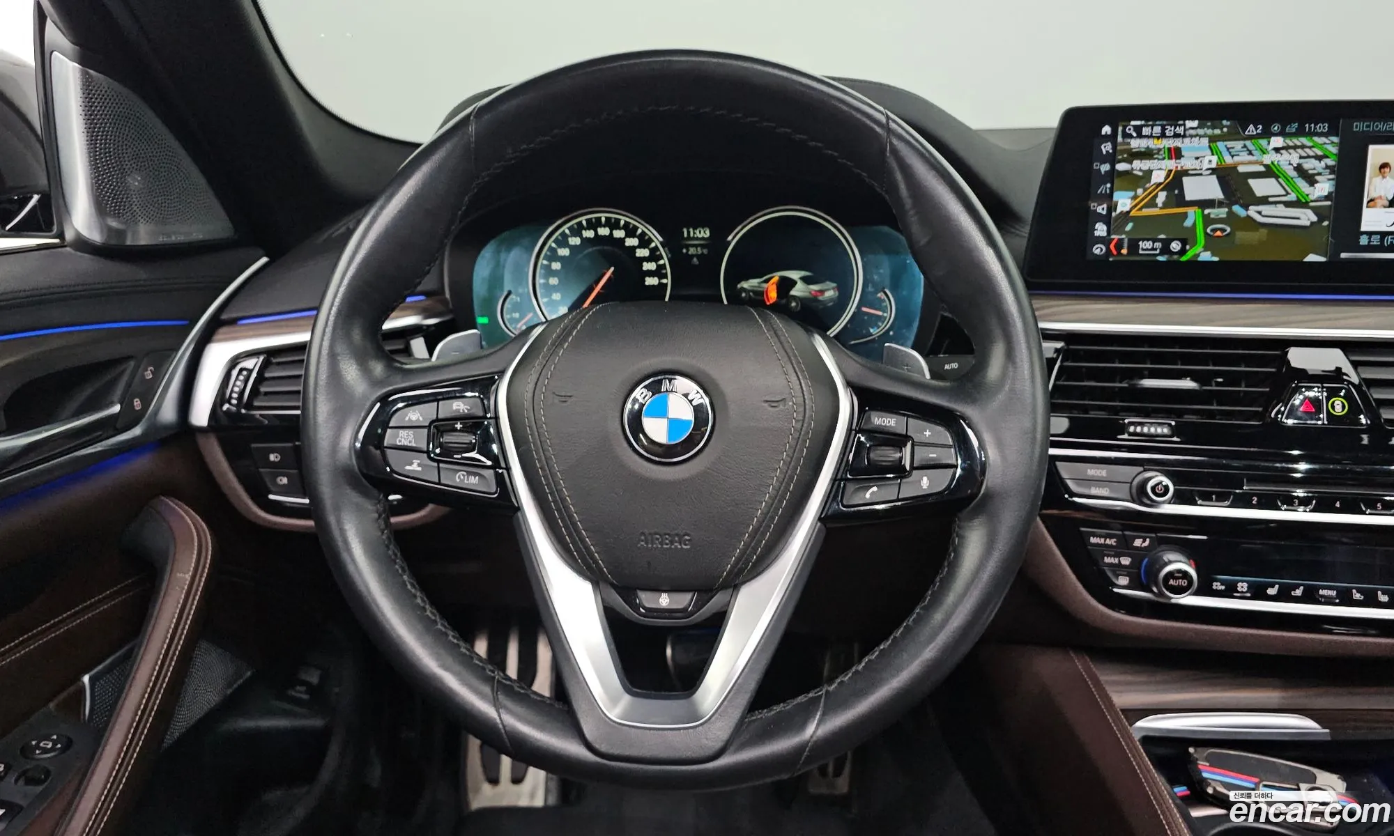 BMW 5 Series 2017 WBAJD9103JWC11428 — 18