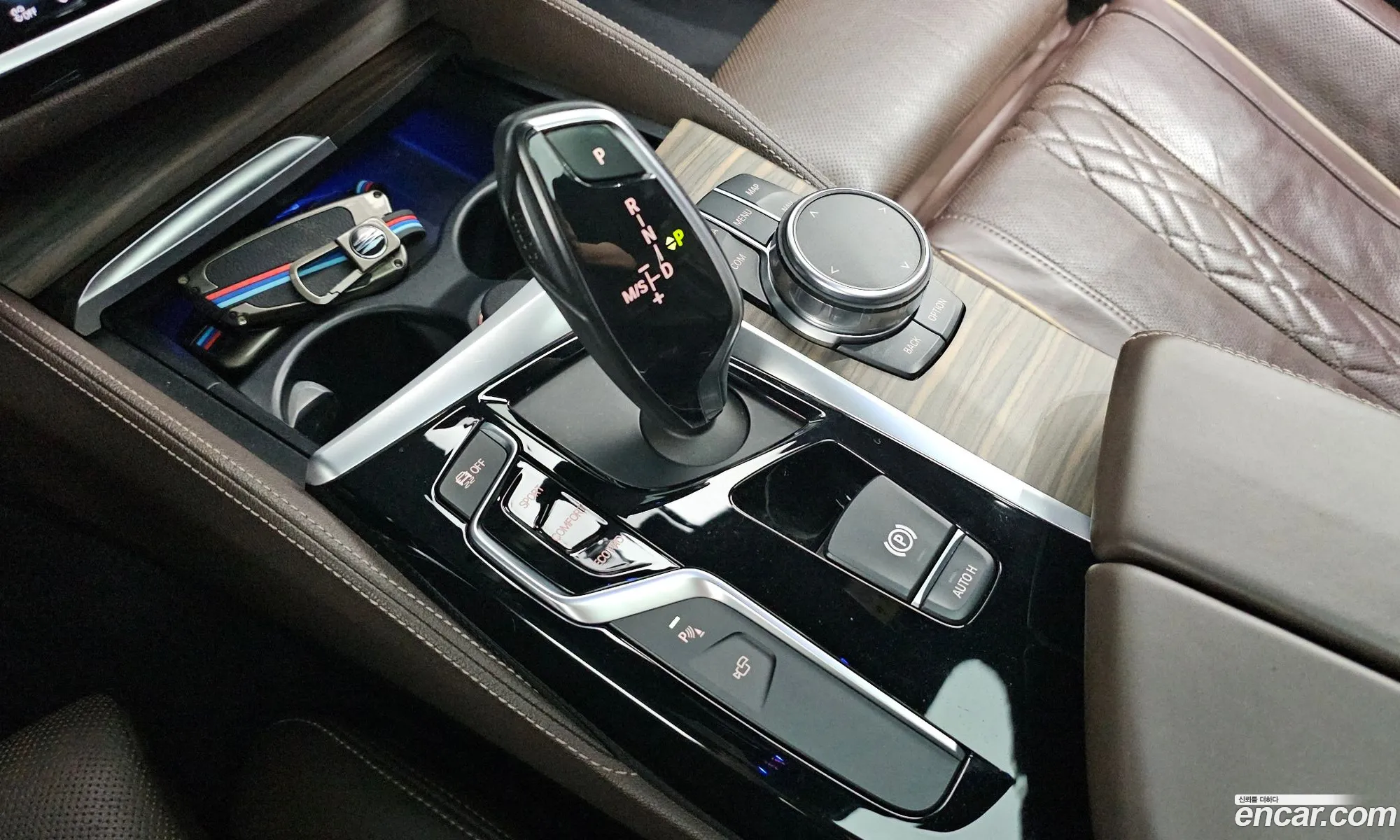 BMW 5 Series 2017 WBAJD9103JWC11428 — 11
