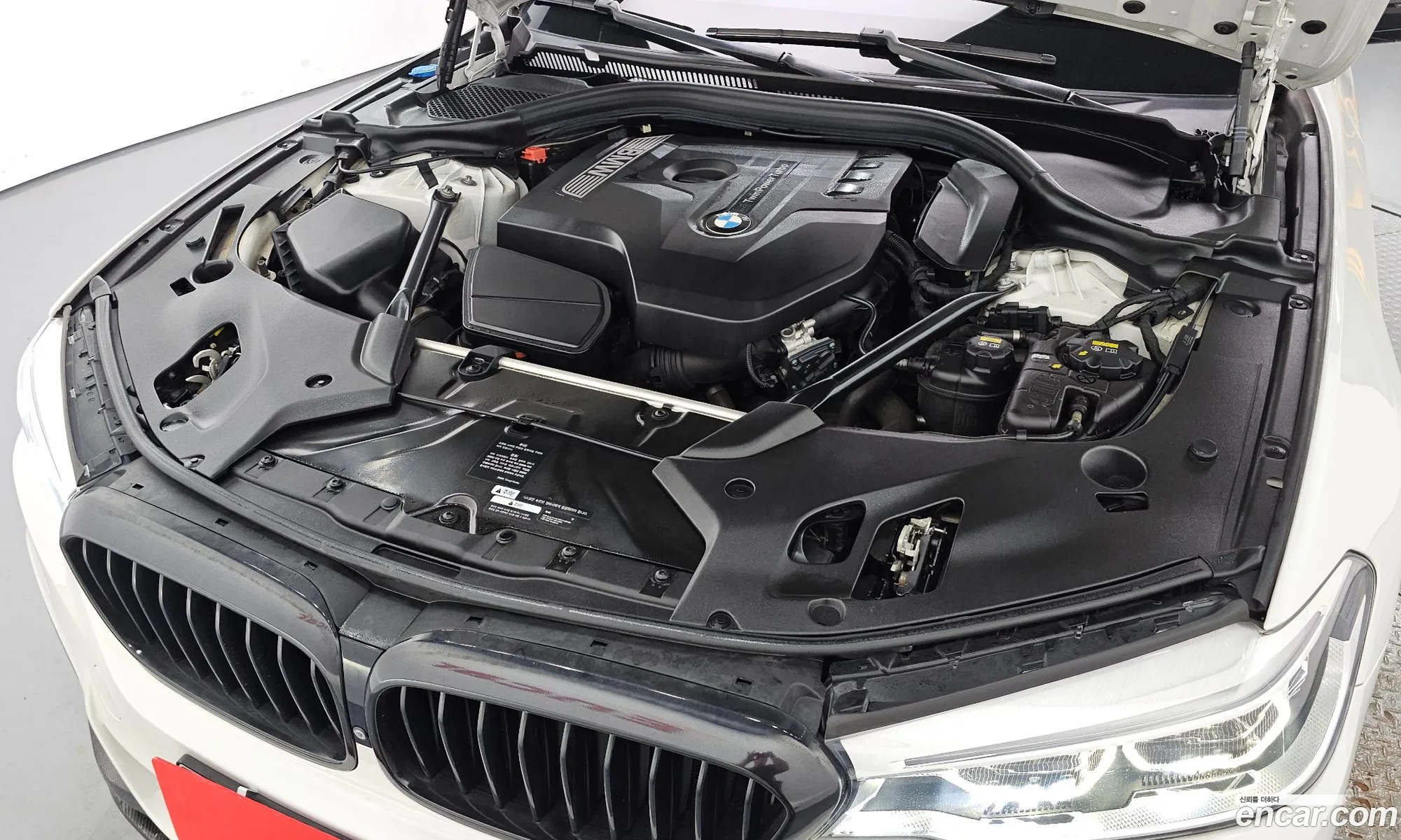 BMW 5 Series 2017 WBAJD9103JWC11428 — 2