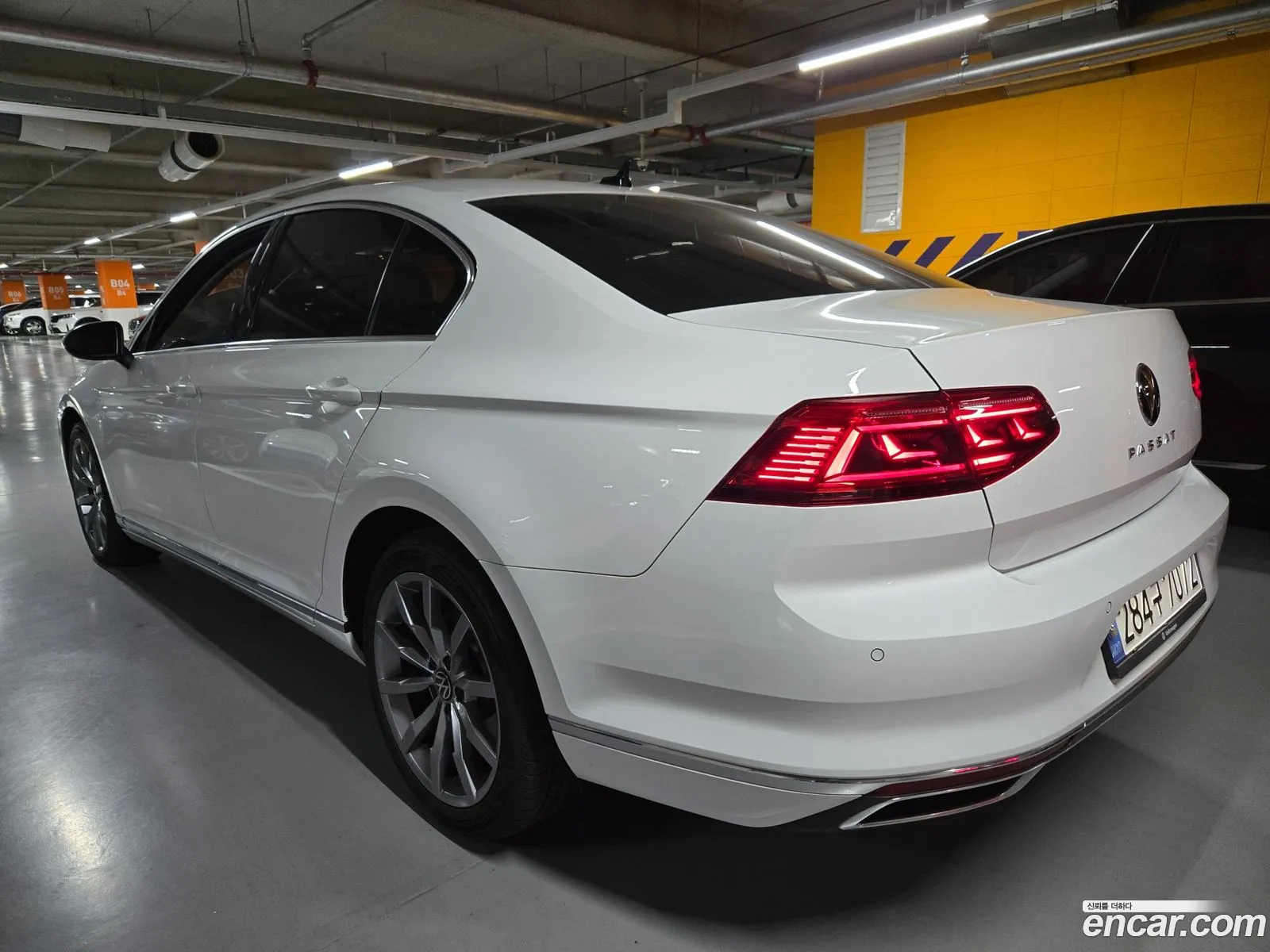 Volkswagen Passat GT 2022 — 4