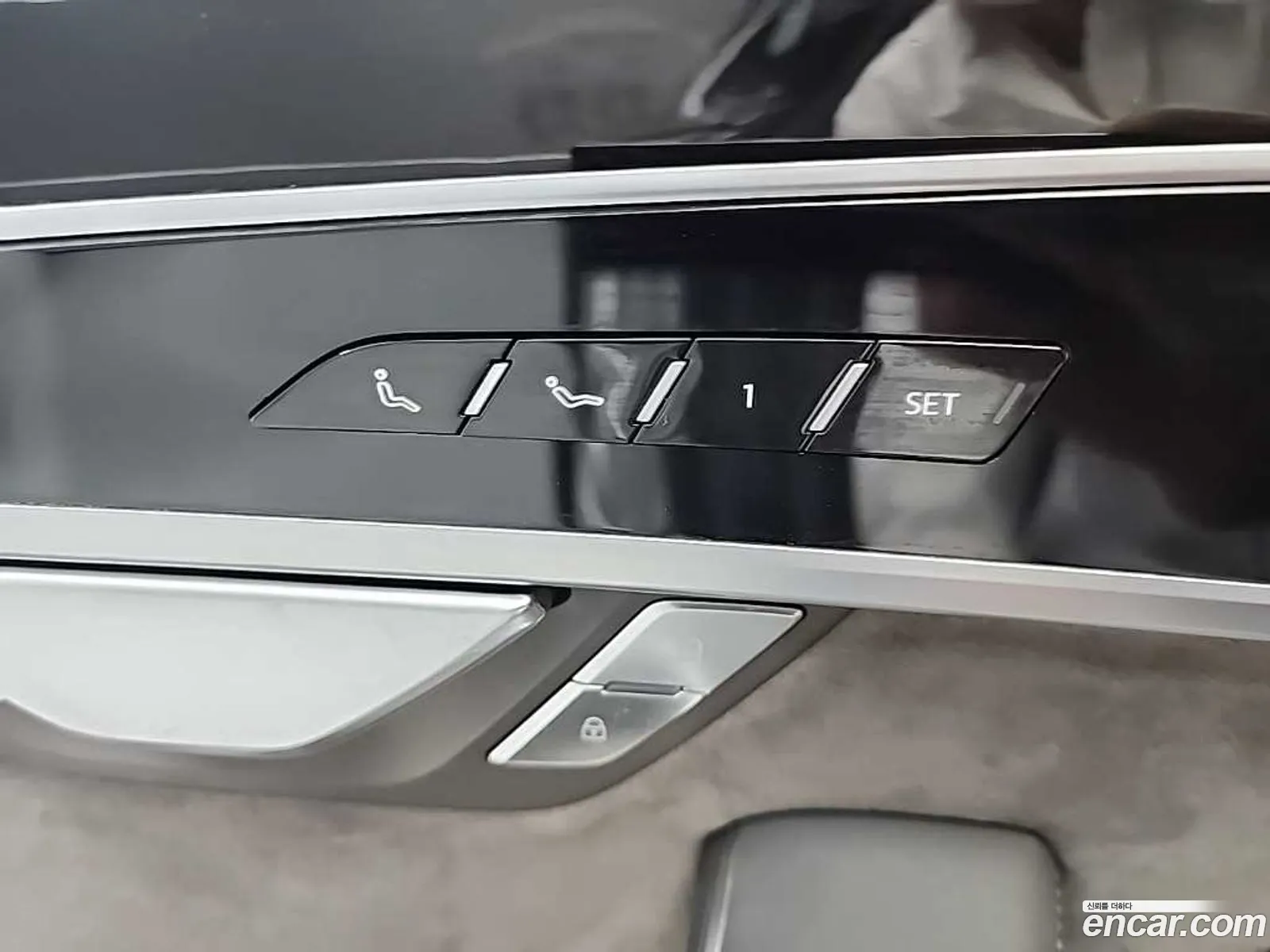 Audi A8 2020 — 18
