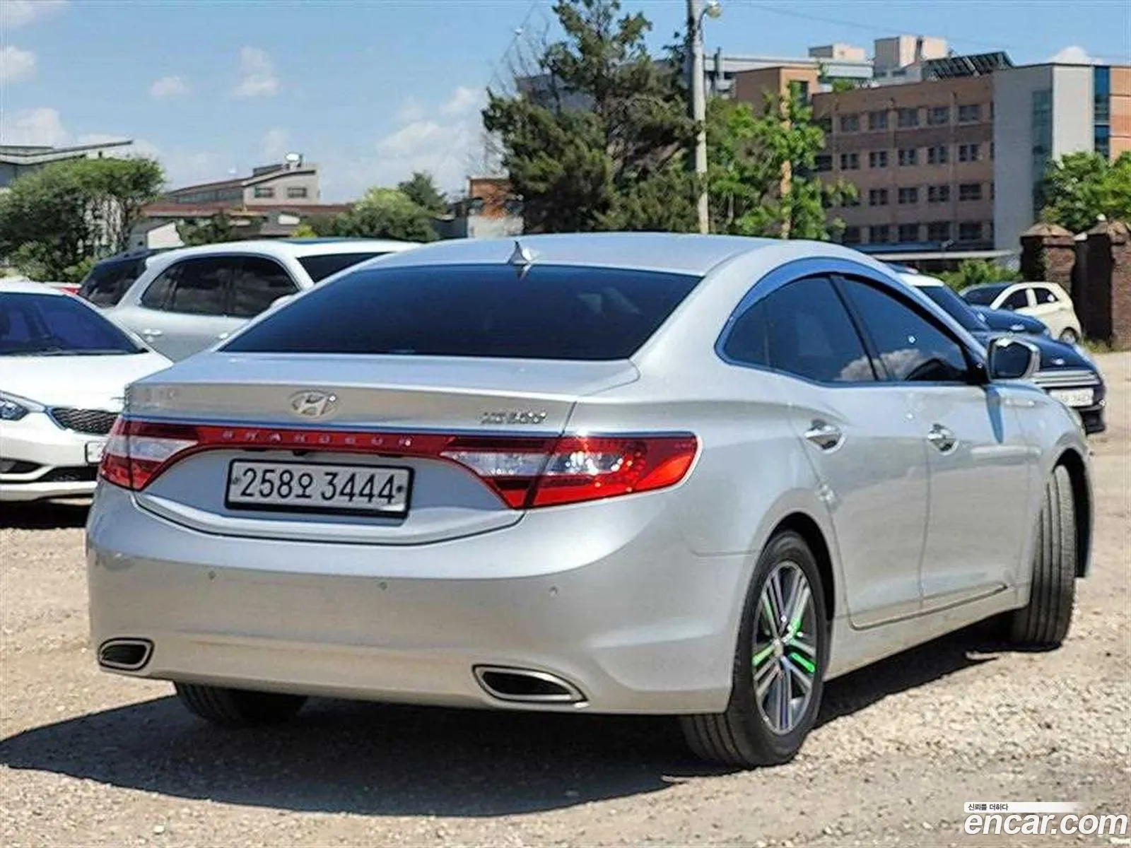 Hyundai Grandeur HG 2014 — 12