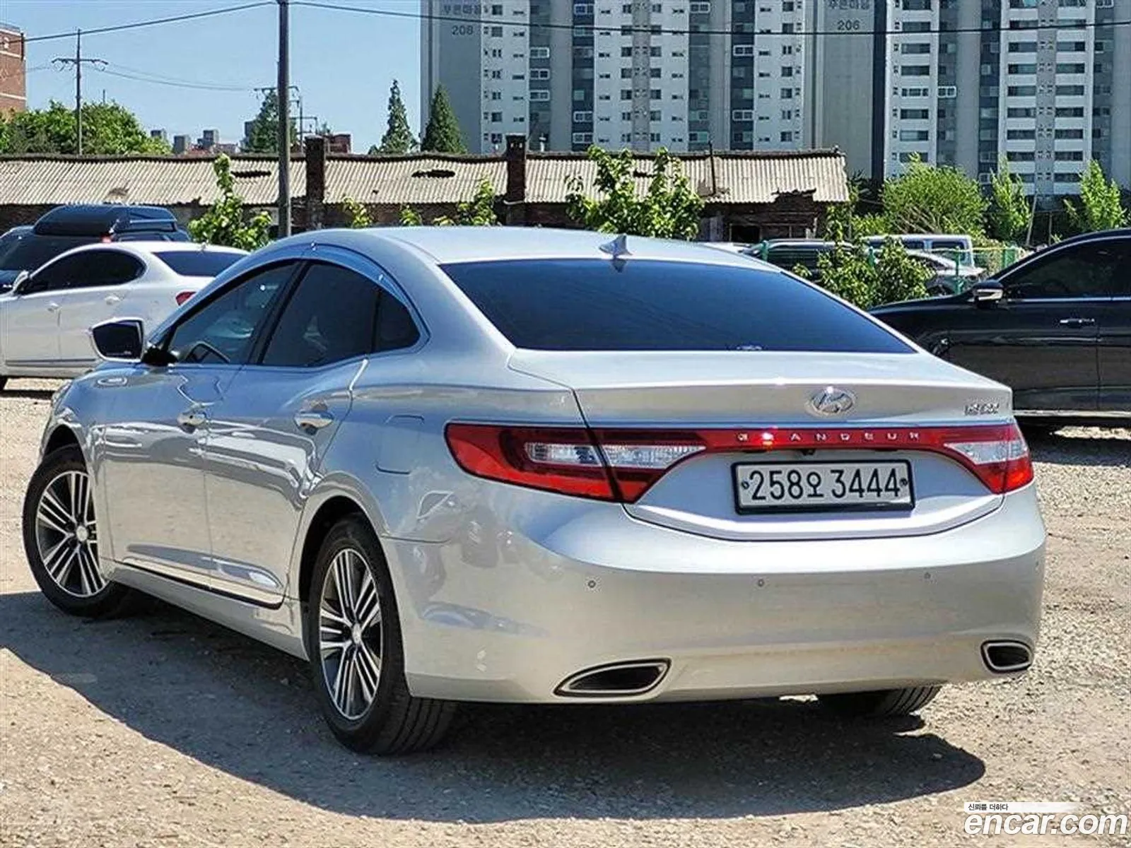 Hyundai Grandeur HG 2014 — 15