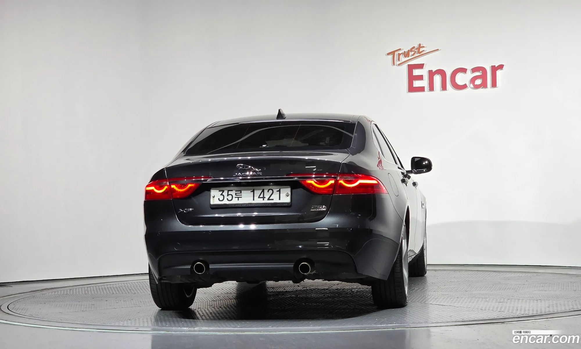 Jaguar XF 2018 — 6