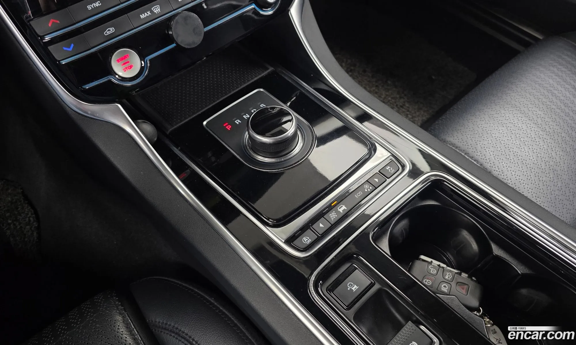 Jaguar XF 2018 — 7