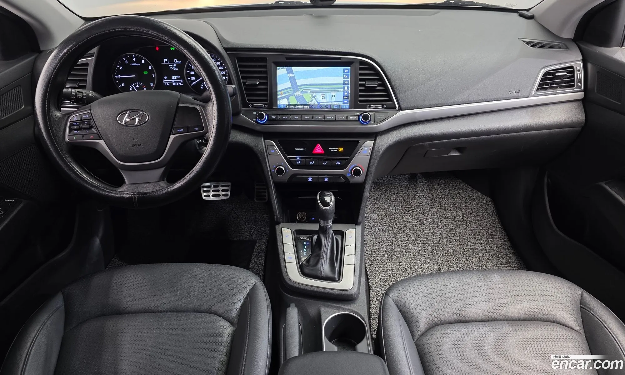 Hyundai Elantra AD 2015 — 9