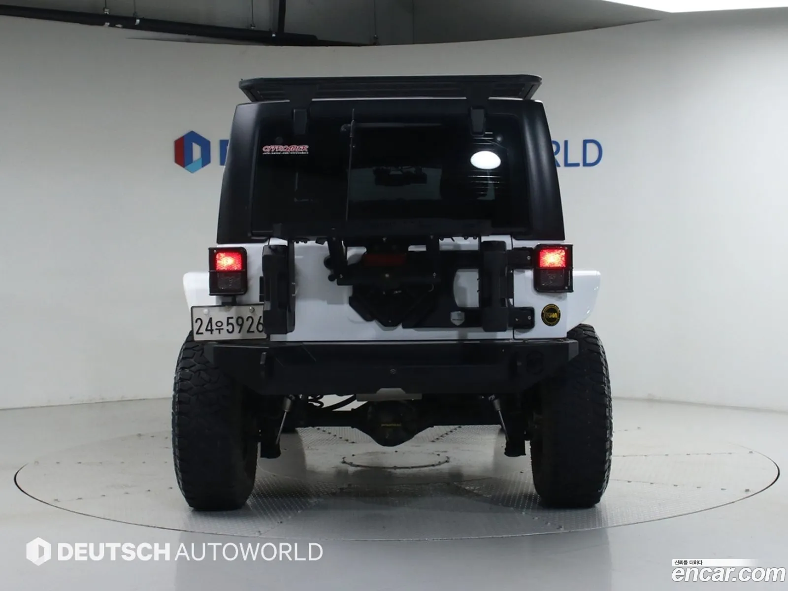Jeep Wrangler 2017 — 16