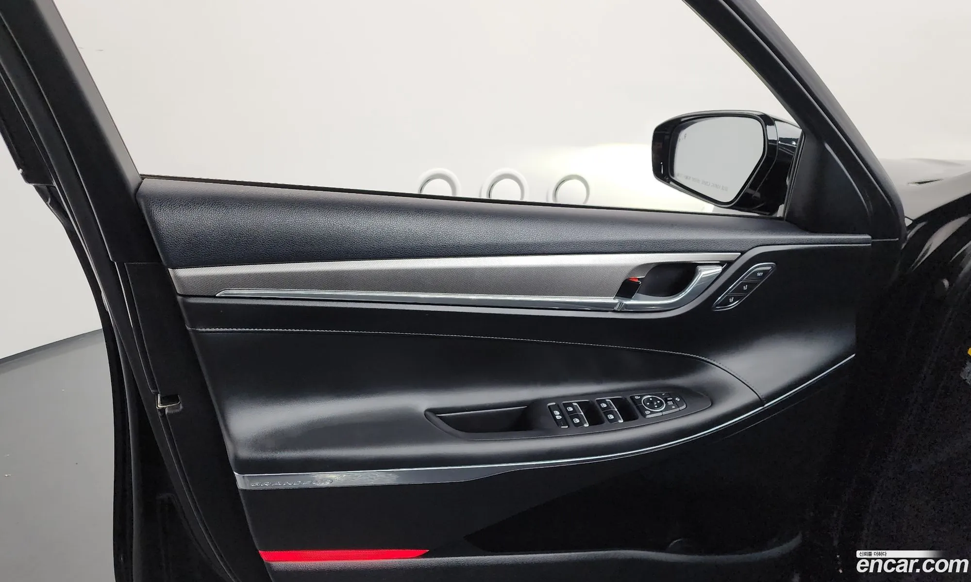 Hyundai Grandeur IG 2020 — 27