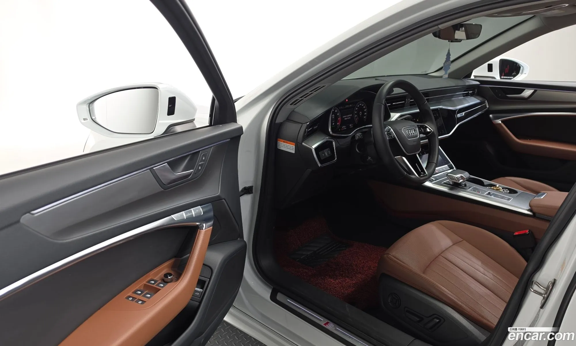Audi A6 2021 WAUZZZF28MN028113 — 5