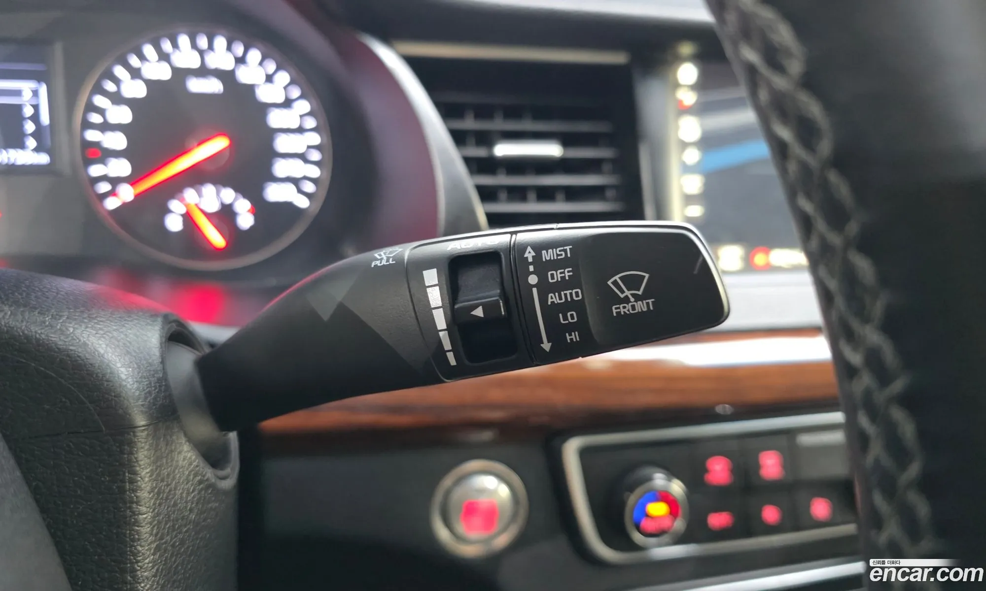 Kia K7 2016 — 7