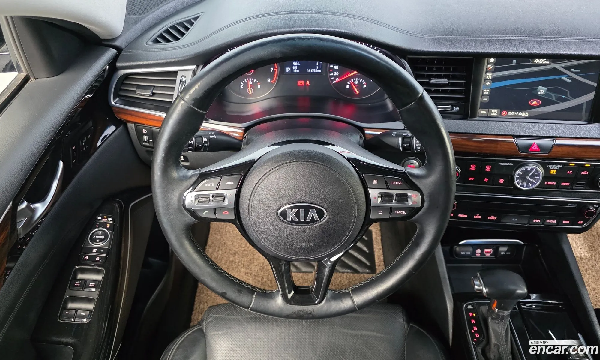 Kia K7 2016 — 29