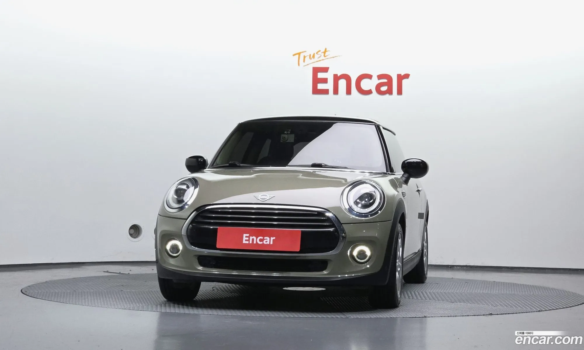 Mini Cooper 2020 — 17