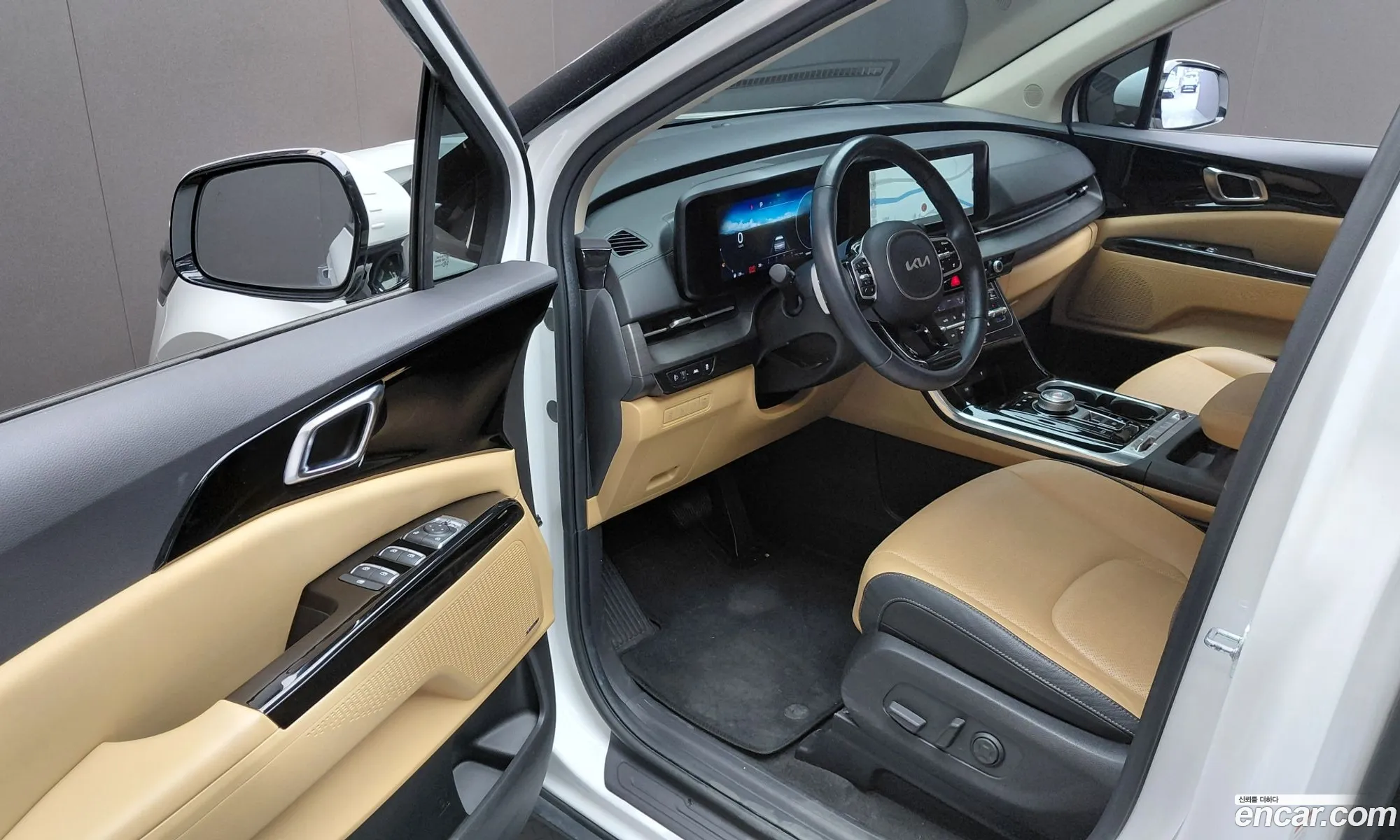 Kia Carnival 2022 — 10
