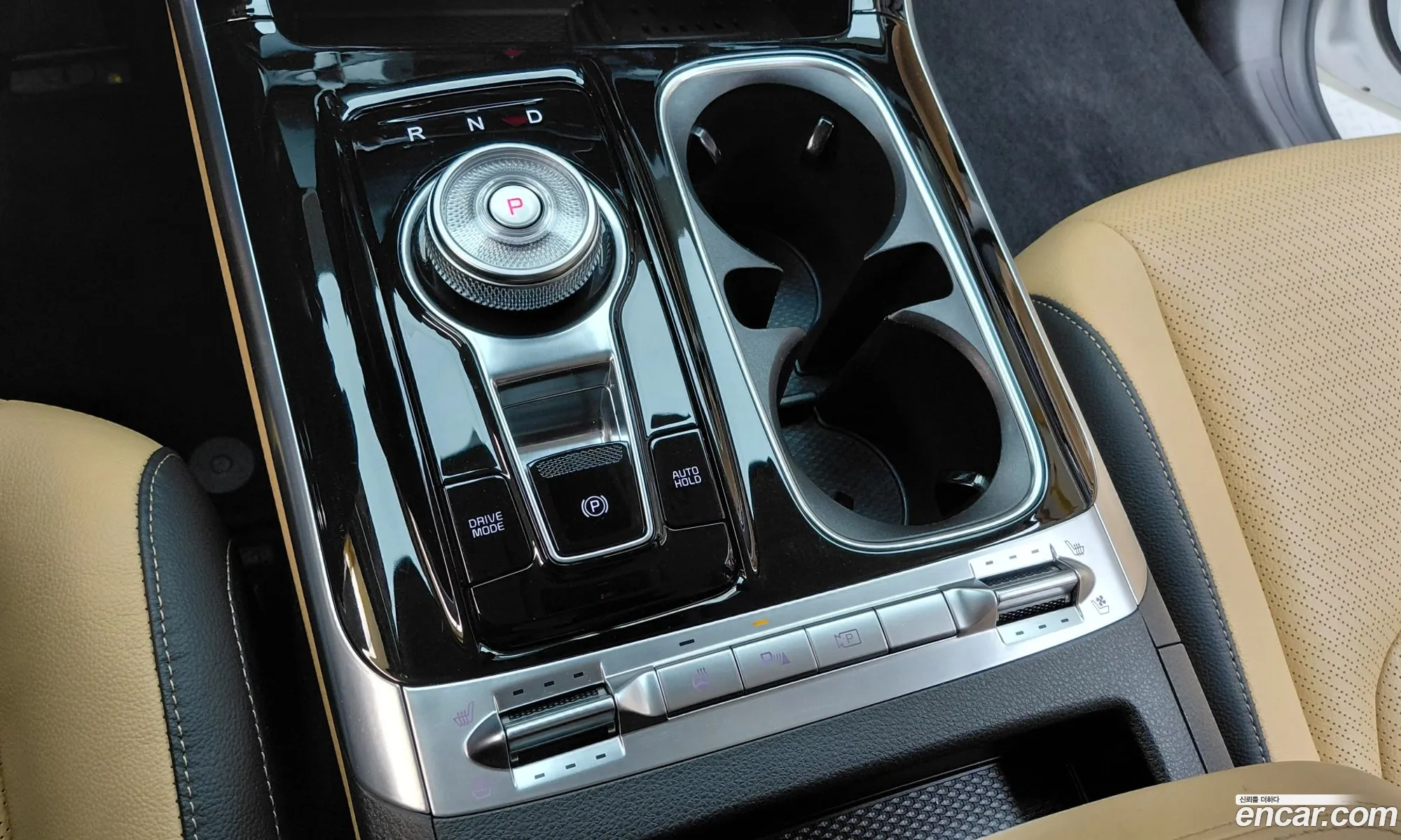 Kia Carnival 2022 — 26