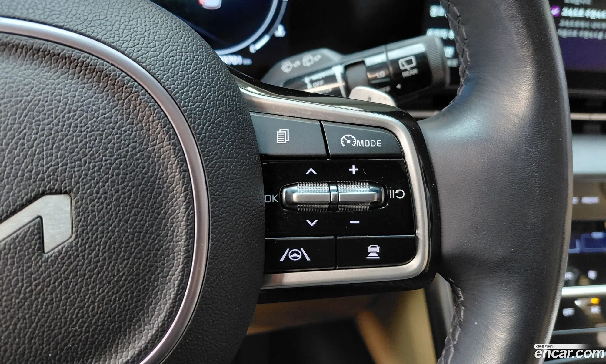 Kia Carnival 2022 — 23