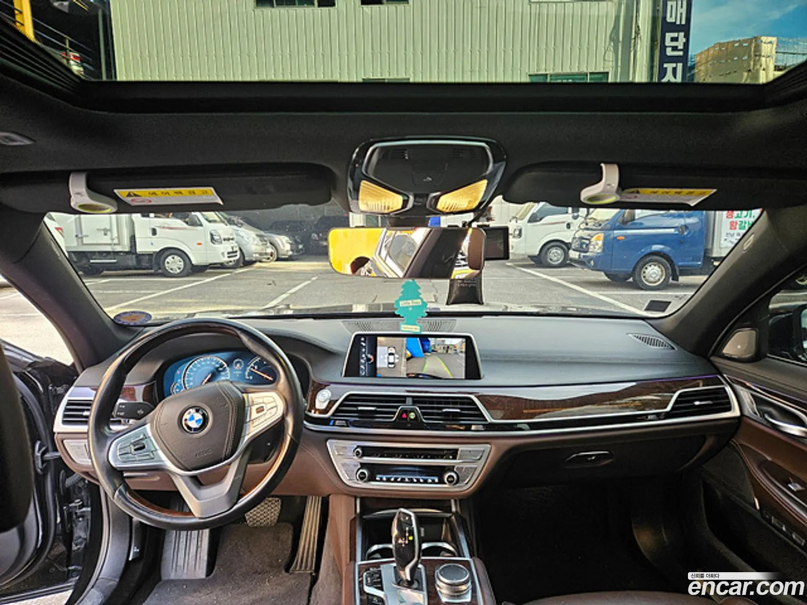 BMW 7 Series 2016 — 18